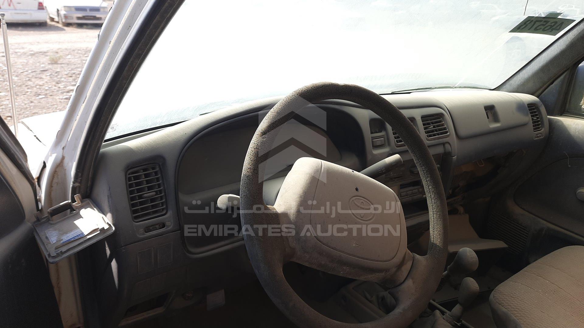 1998 TOYOTA HILUX VIN: JTB33LNG6W0012465