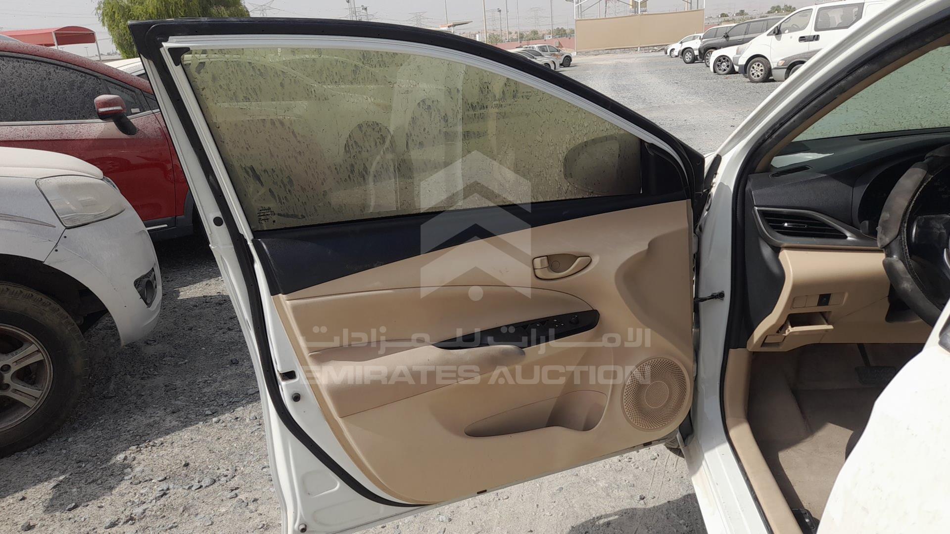 2020 TOYOTA YARIS VIN: MHFB29F31L2109086