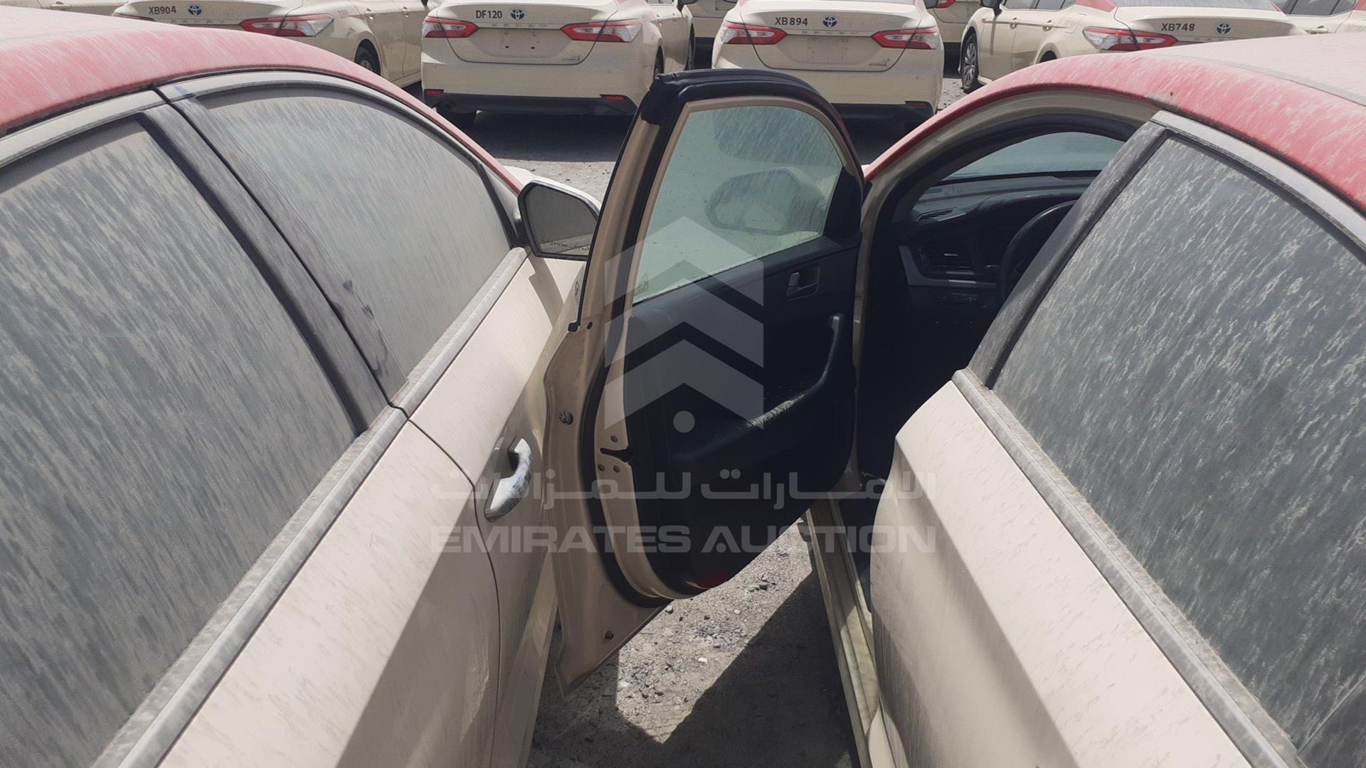 2019 HYUNDAI SONATA VIN: KMHE24134KA092903
