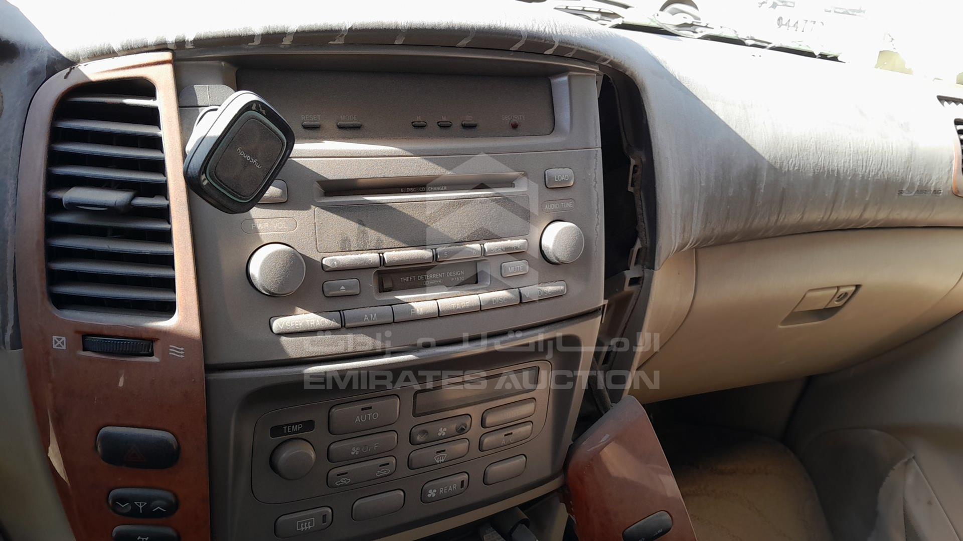 2006 TOYOTA LAND CRUISER VIN: JTEHT05J262085590