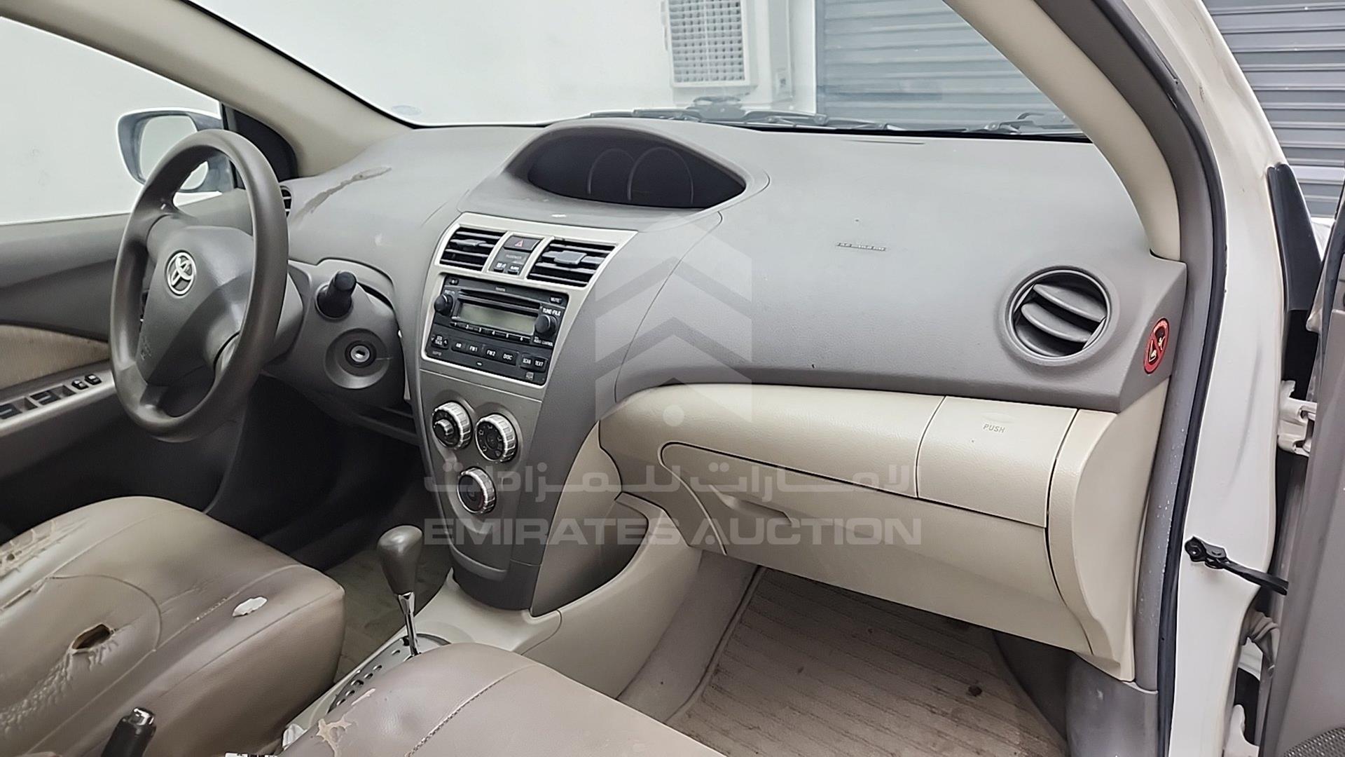 2009 TOYOTA YARIS VIN: JTDBW923X91168304