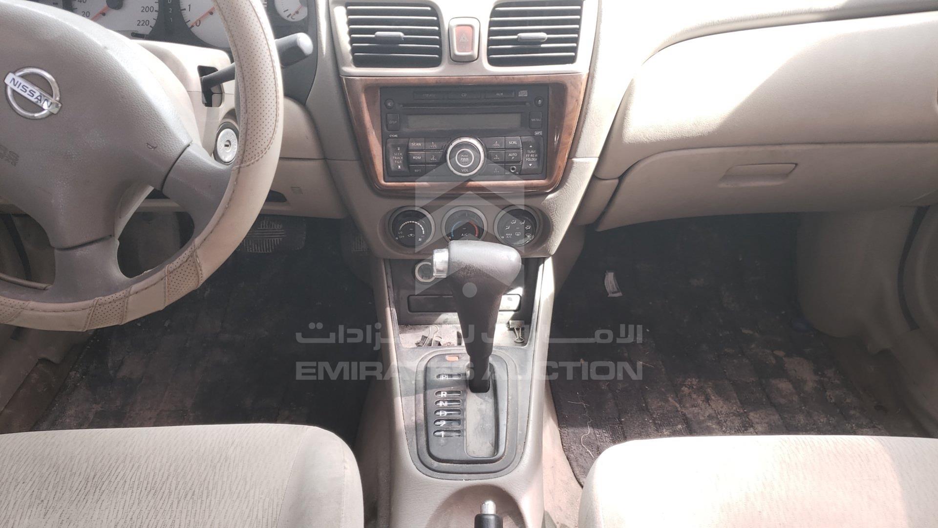2011 NISSAN SUNNY SCRAP VIN: JN1FN61CXBW207232