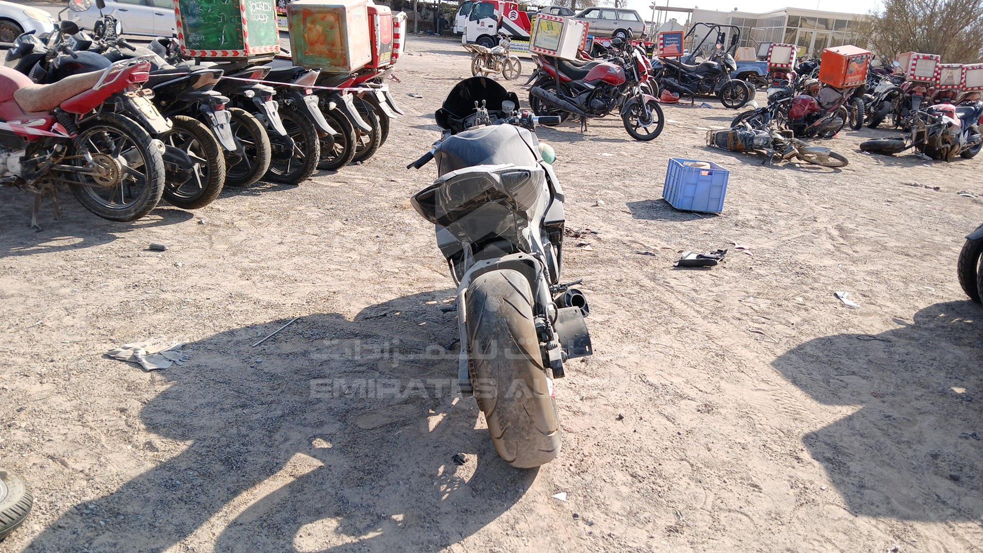2008 SUZUKI MOTORBIKE VIN: JS1GT77A782105027