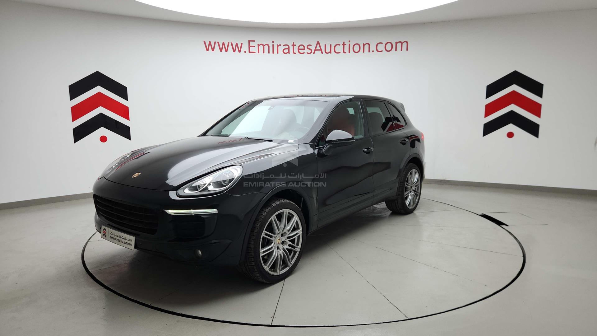 2016 PORSCHE CAYENNE VIN: WP1AA2A28GKA13573