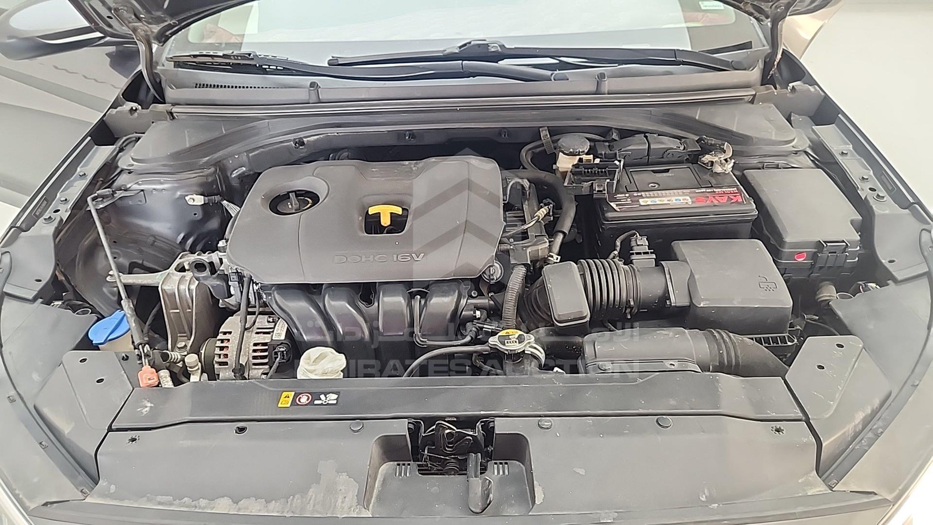 2020 HYUNDAI ELANTRA VIN: 5NPD84LF4LH566560