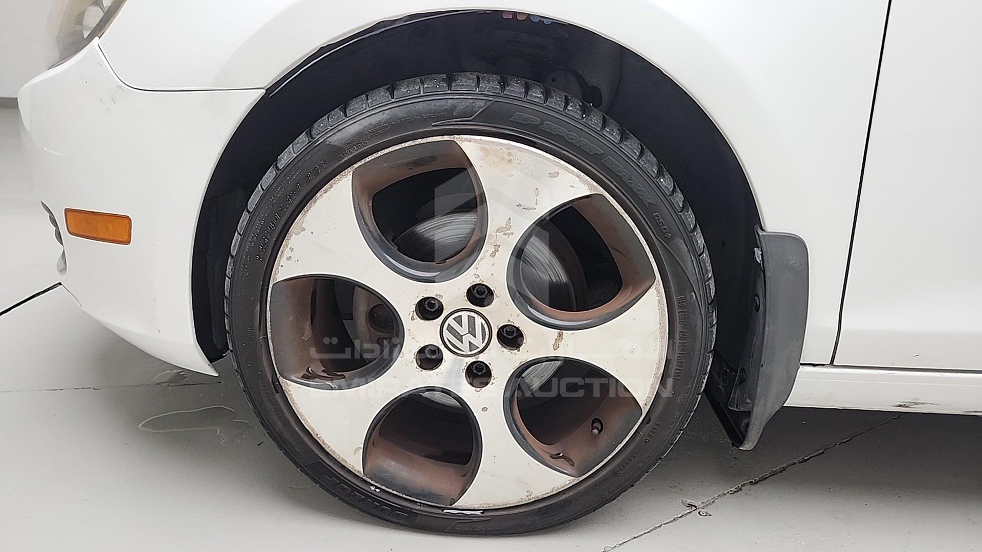 2011 VOLKSWAGEN GOLF VIN: WVWBB7AJABW287460