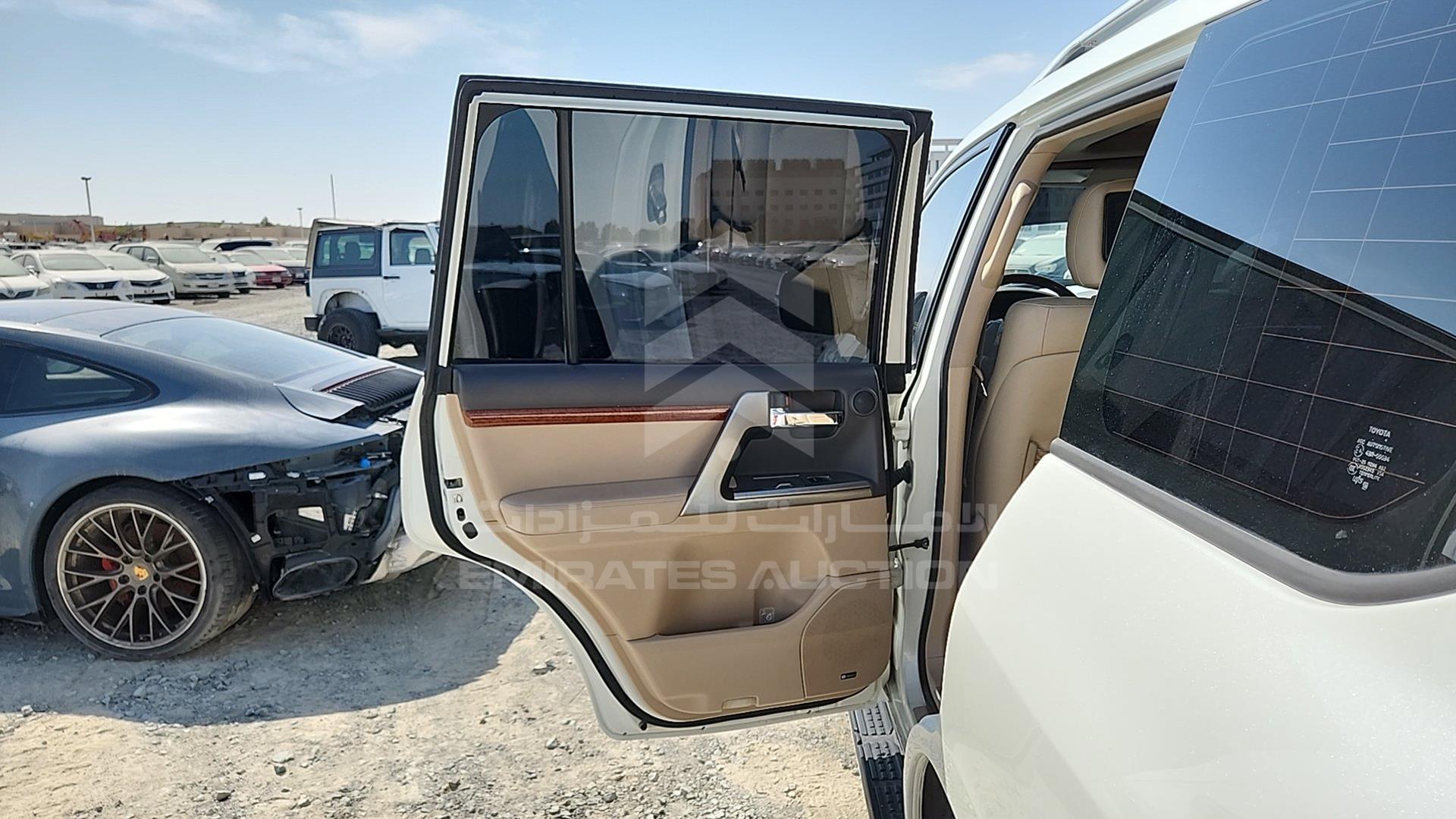 2013 TOYOTA LAND CRUISER VIN: JTMHY05J0D4015934