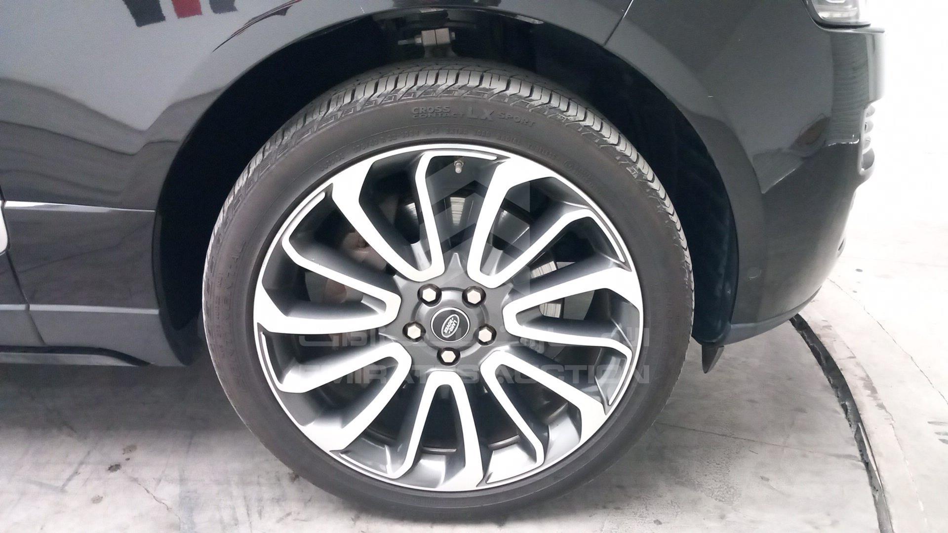 2016 RANGE ROVER VOGUE VIN: SALGA2EF9GA304882