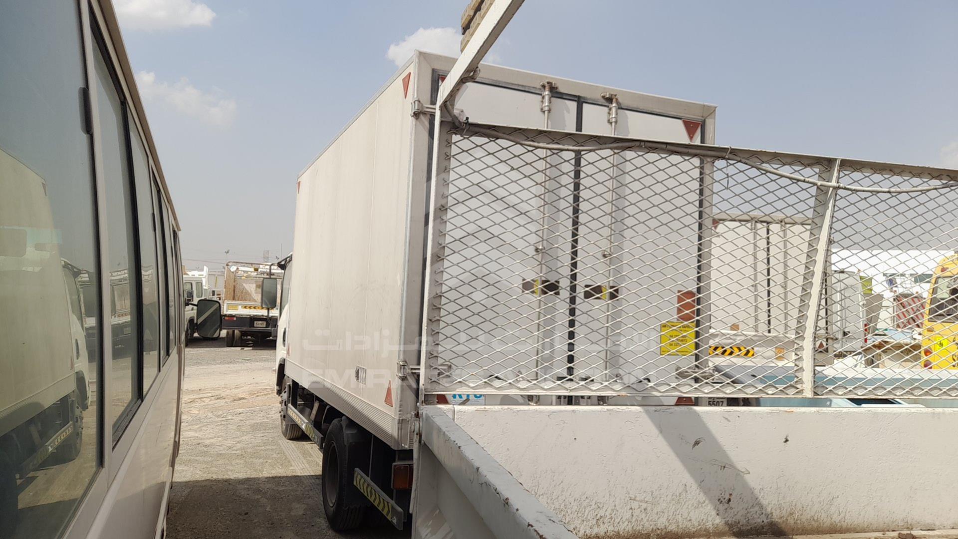 2017 ISUZU NPR VIN: JAAKP34H8H7P10859