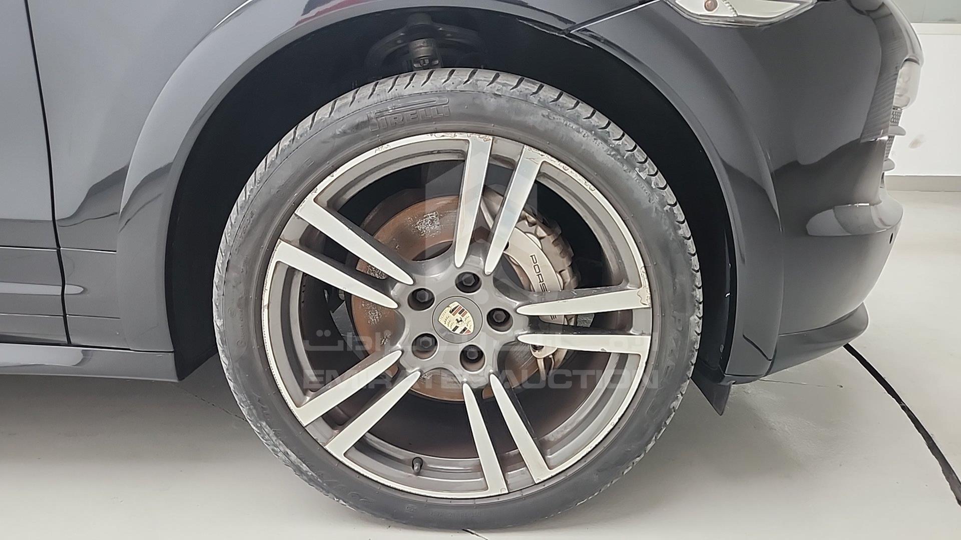 2012 PORSCHE CAYENNE S VIN: WP1ZZZ92ZCLA44383