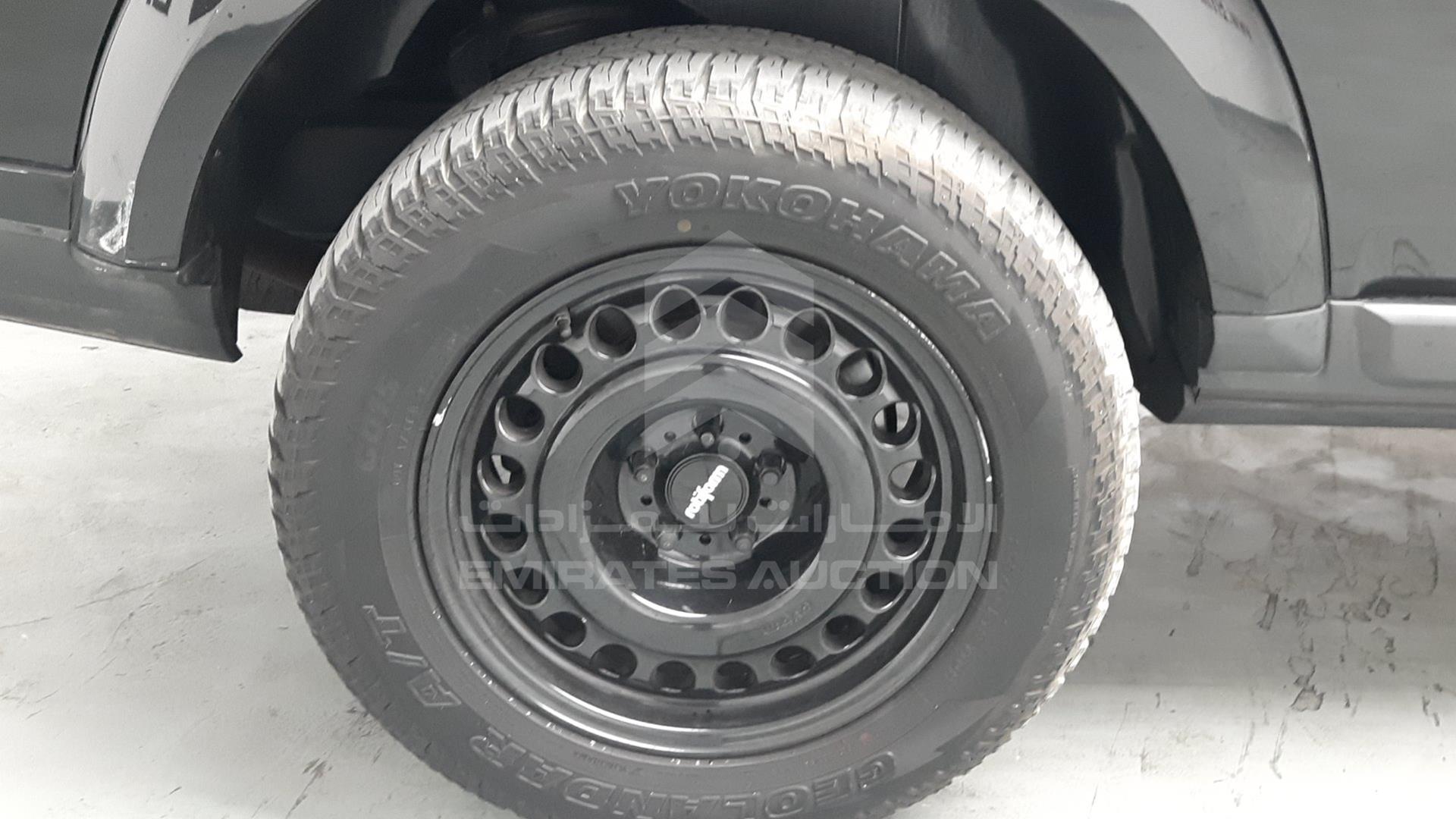2015 LAND ROVER LR4 VIN: SALLAAAV6FA775622