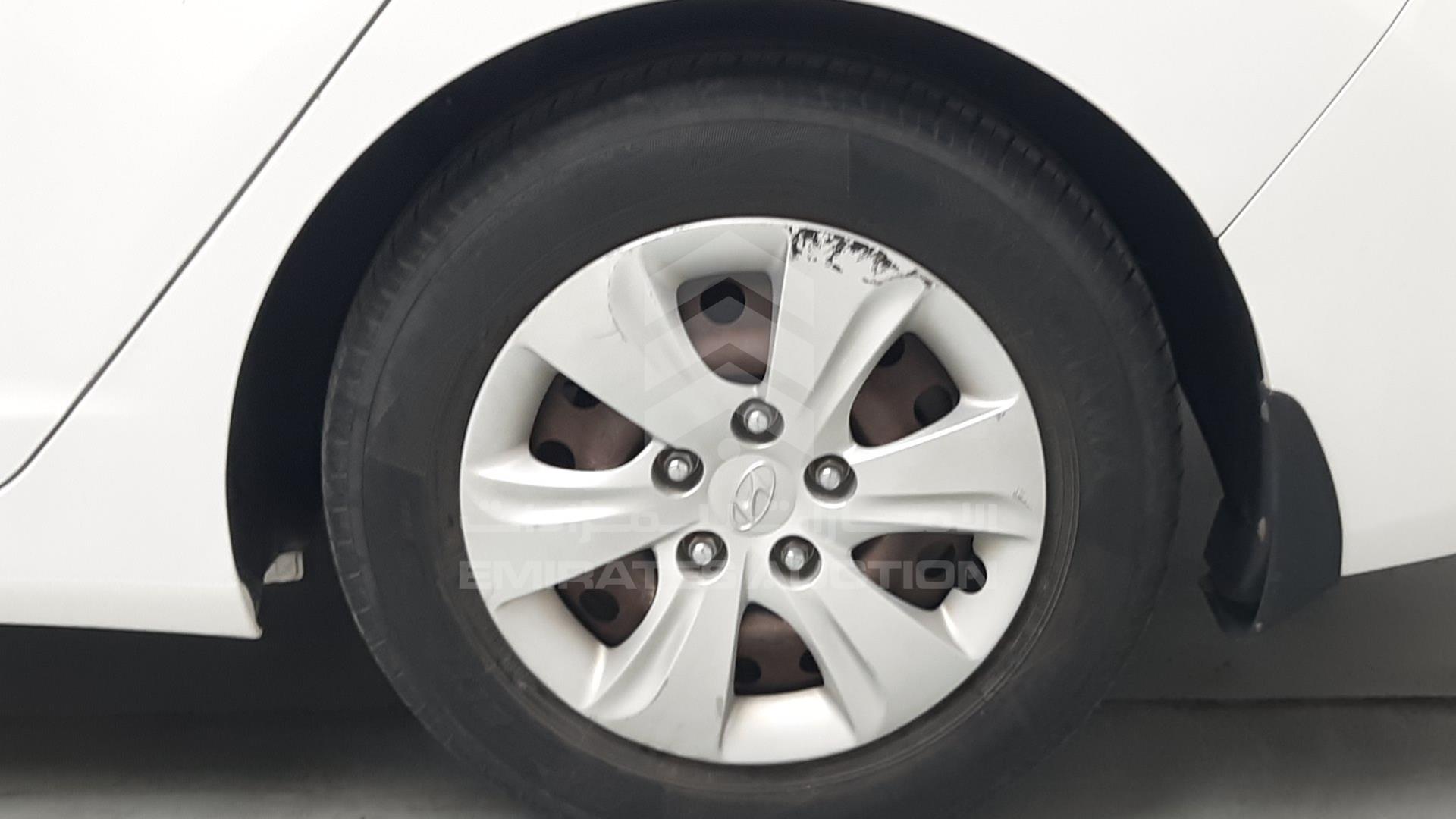 2016 HYUNDAI ELANTRA VIN: KMHDG41E9GU650801