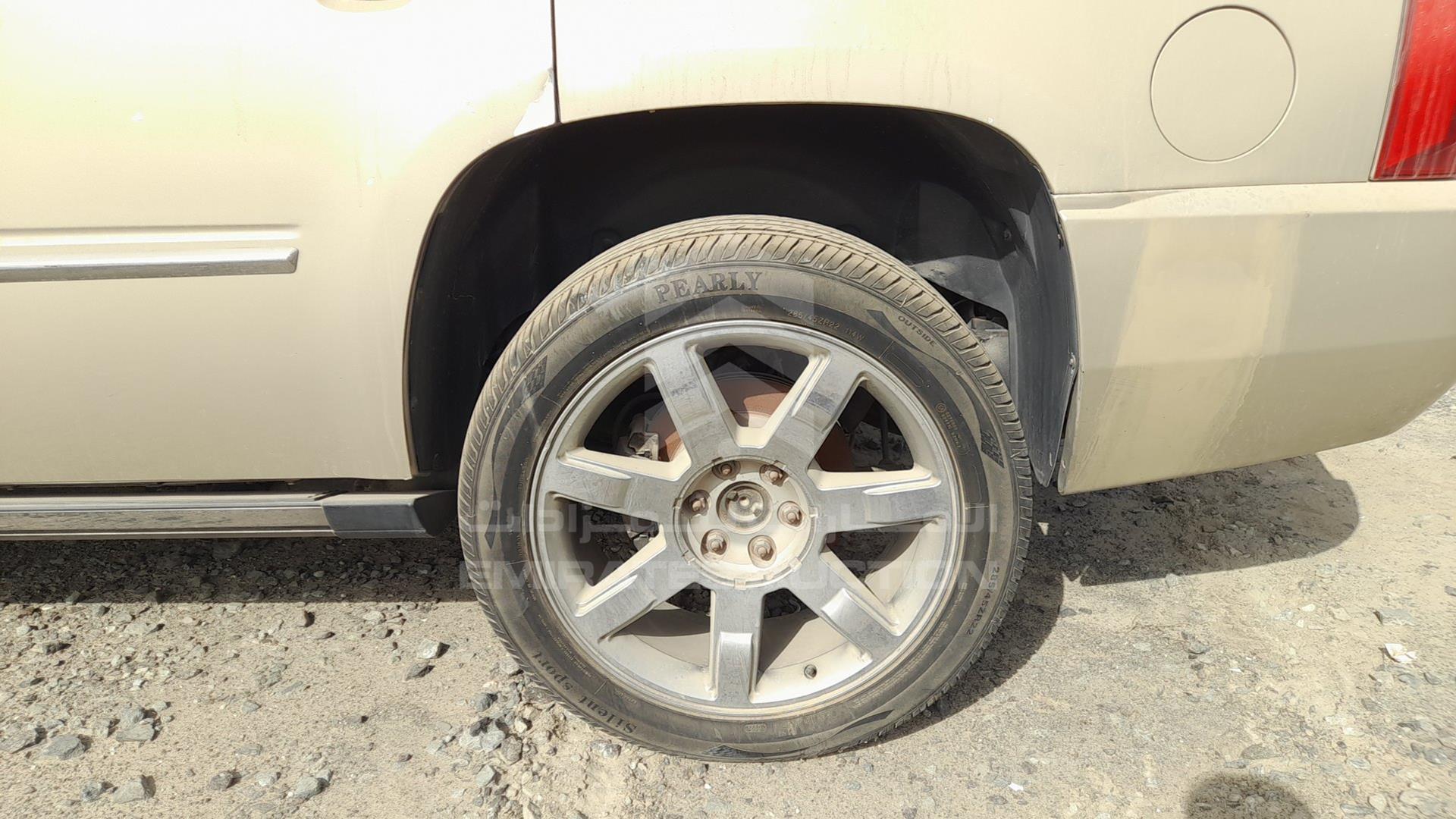 2008 CADILLAC ESCALADE VIN: 1GYFK63818R164058