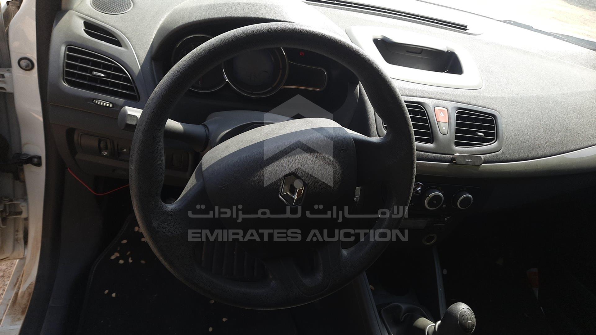 2015 RENAULT FLUENCE VIN: VF1LZL260FC288467