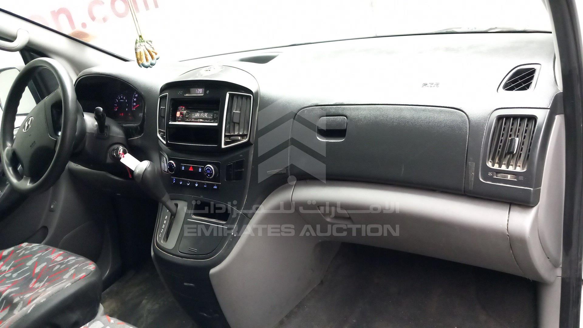 2017 HYUNDAI H1 VIN: KMJWA37R7HU866337