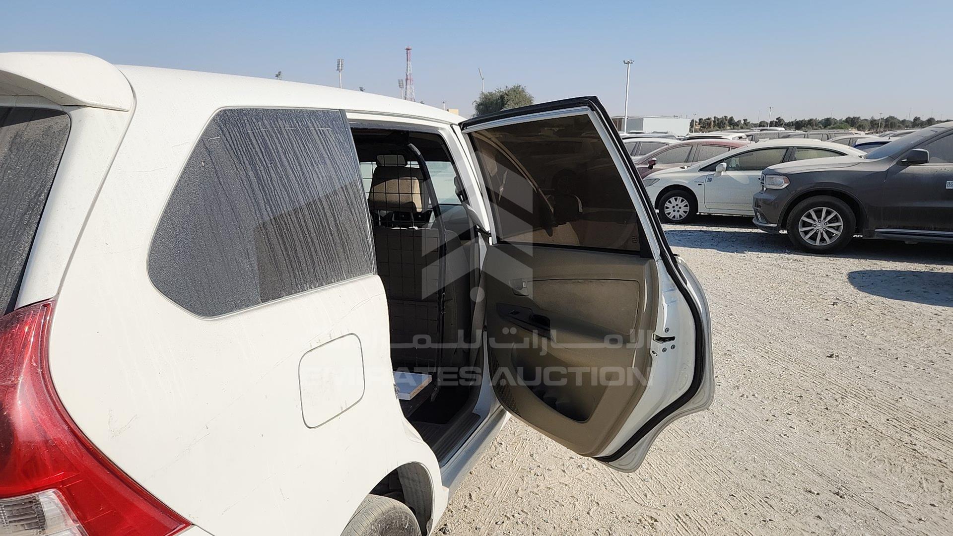 2015 TOYOTA AVANZA VIN: MHKMC13F6FK013658