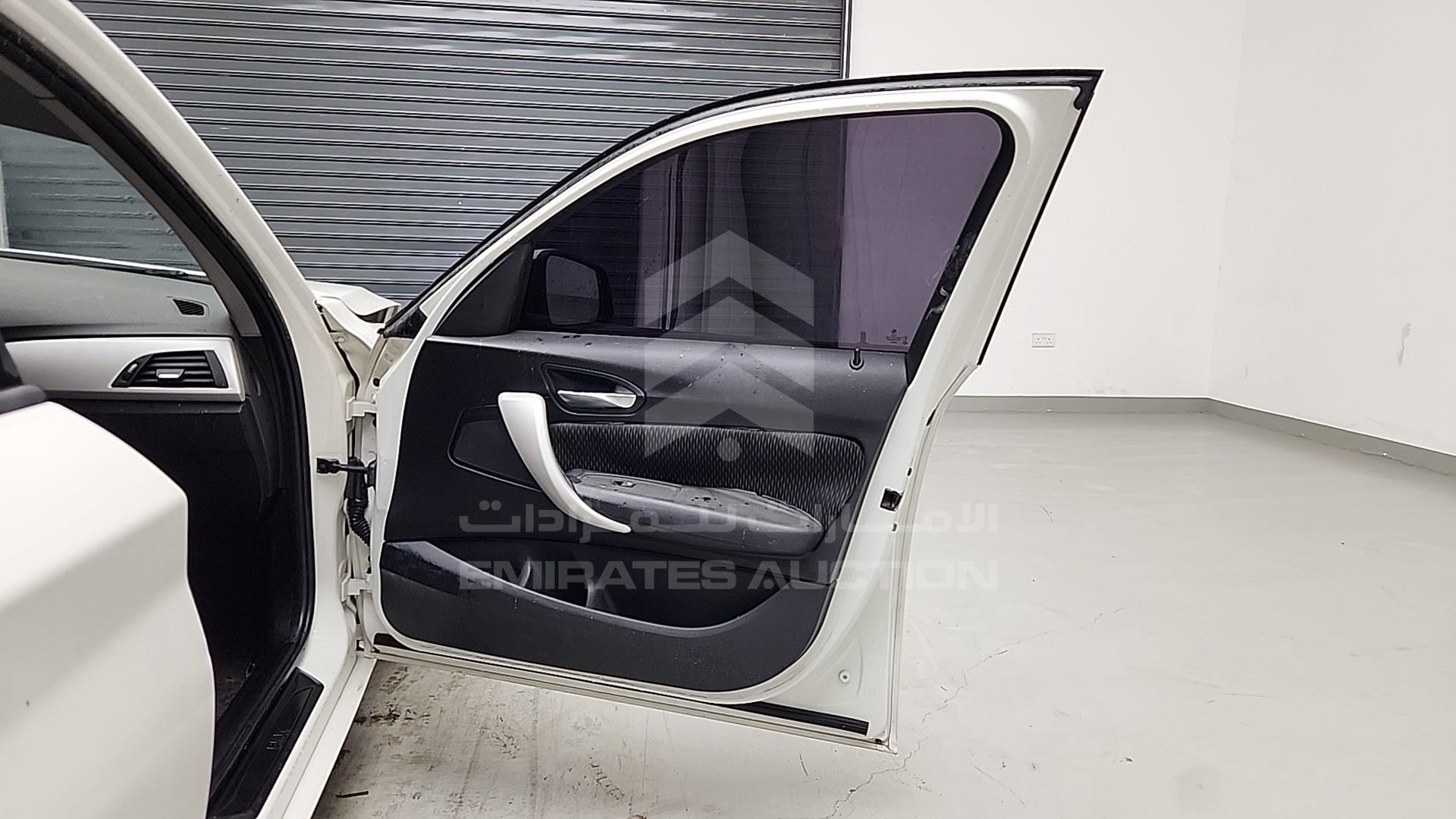 2013 BMW 116 I VIN: WBA1A1107DVV15721