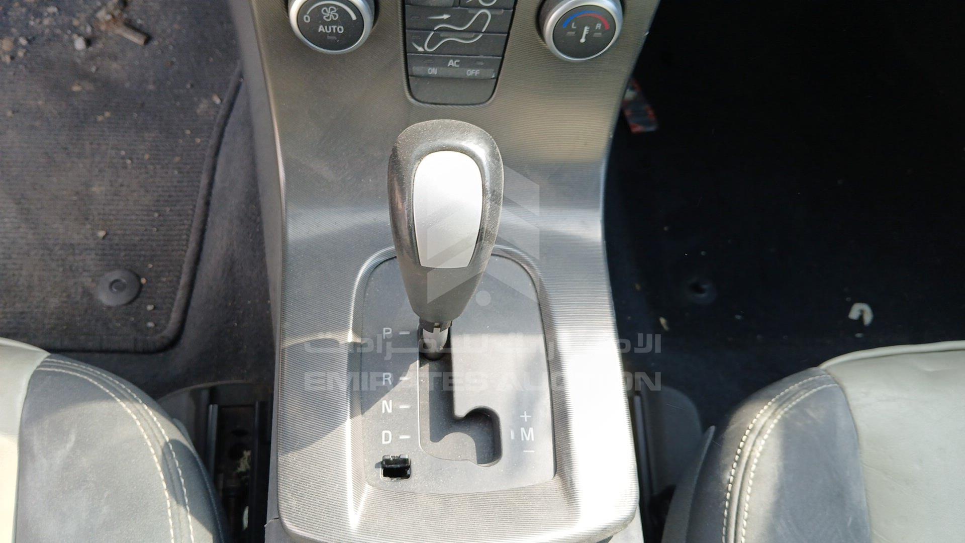 2011 VOLVO C-30 VIN: YV1MK6750B2231241