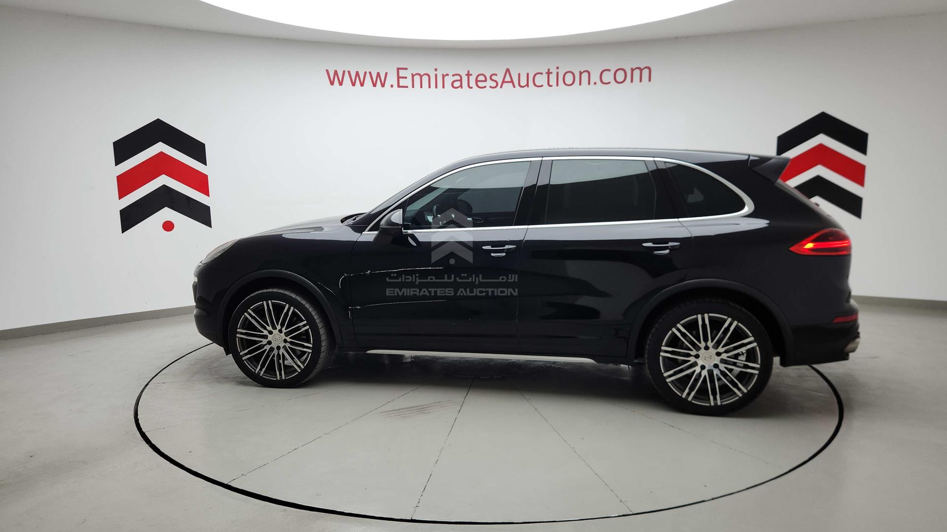 2015 PORSCHE CAYENNE VIN: WP1ZZZ92ZFLA60629