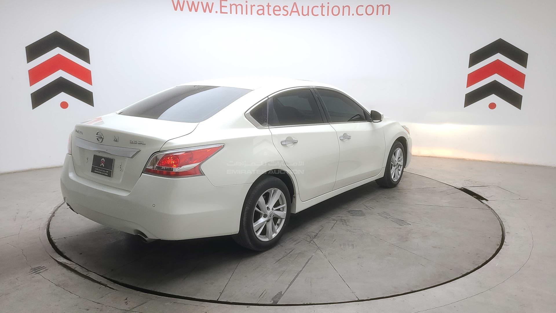 2016 NISSAN ALTIMA VIN: 1N4BL3AP8GC102397