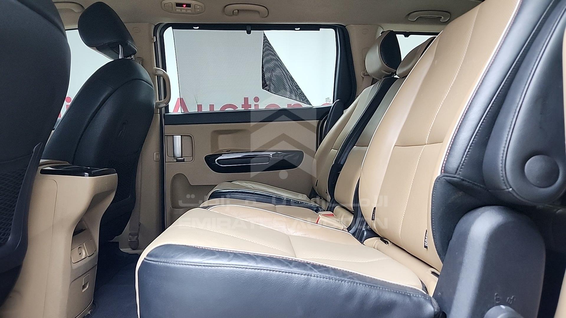 2016 KIA CARNIVAL VIN: KNAMC8121G6169908