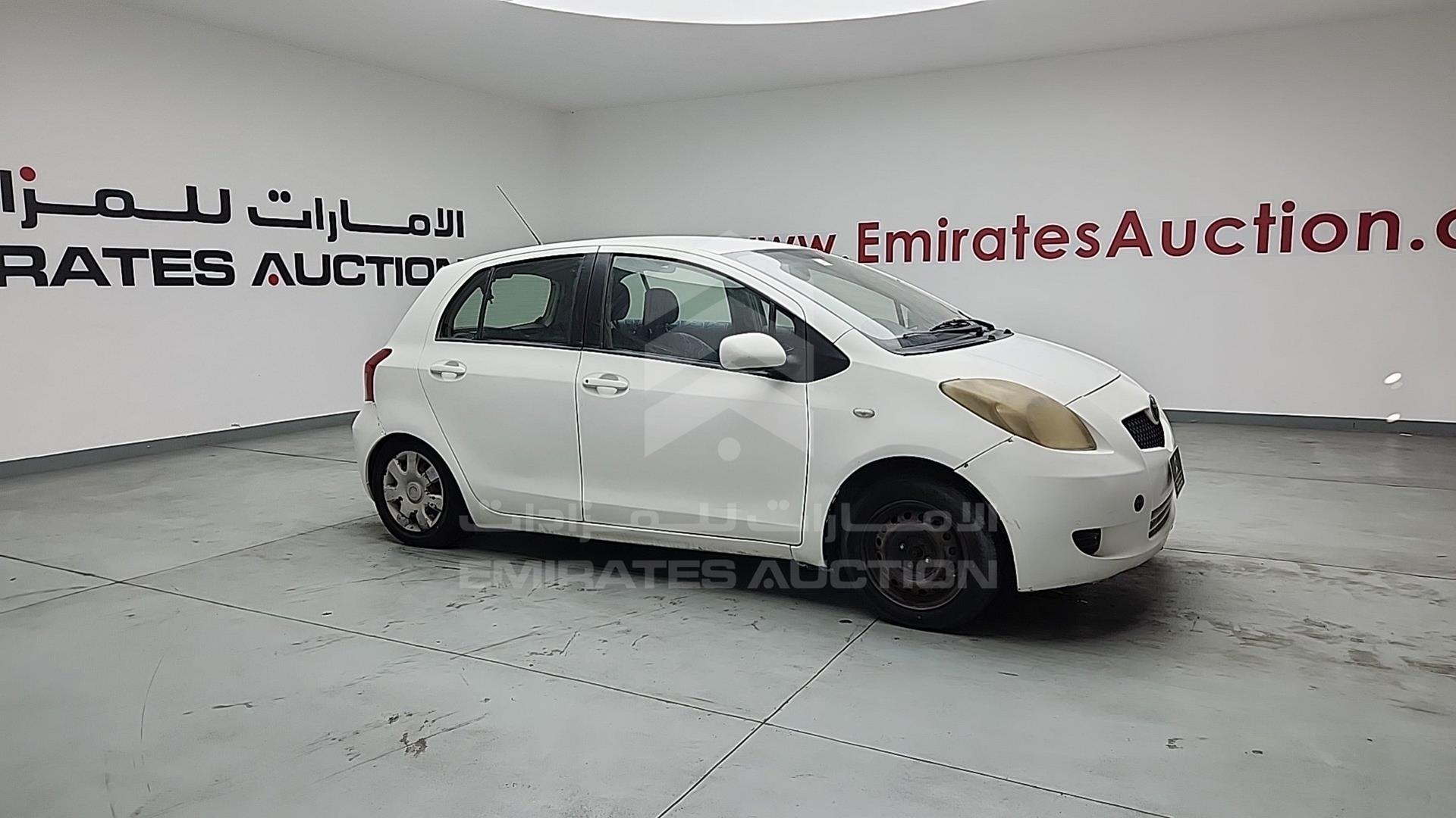 2008 TOYOTA YARIS VIN: JTDKW923785098302