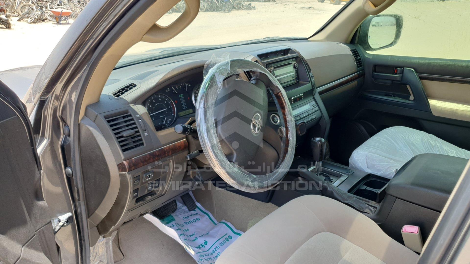 2010 TOYOTA LAND CRUISER VIN: JTMHT09J3A5062969