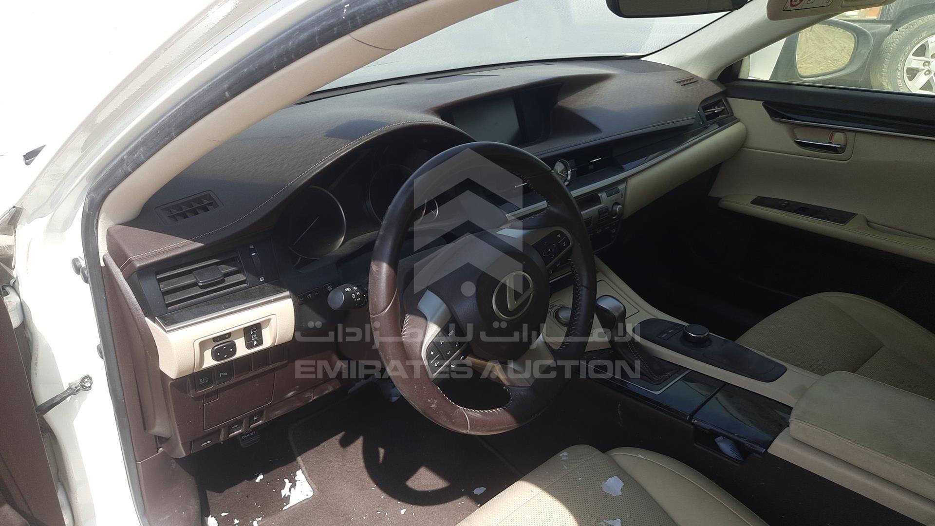 2016 LEXUS IS 250 VIN: JTHBJ1GG0G2084302
