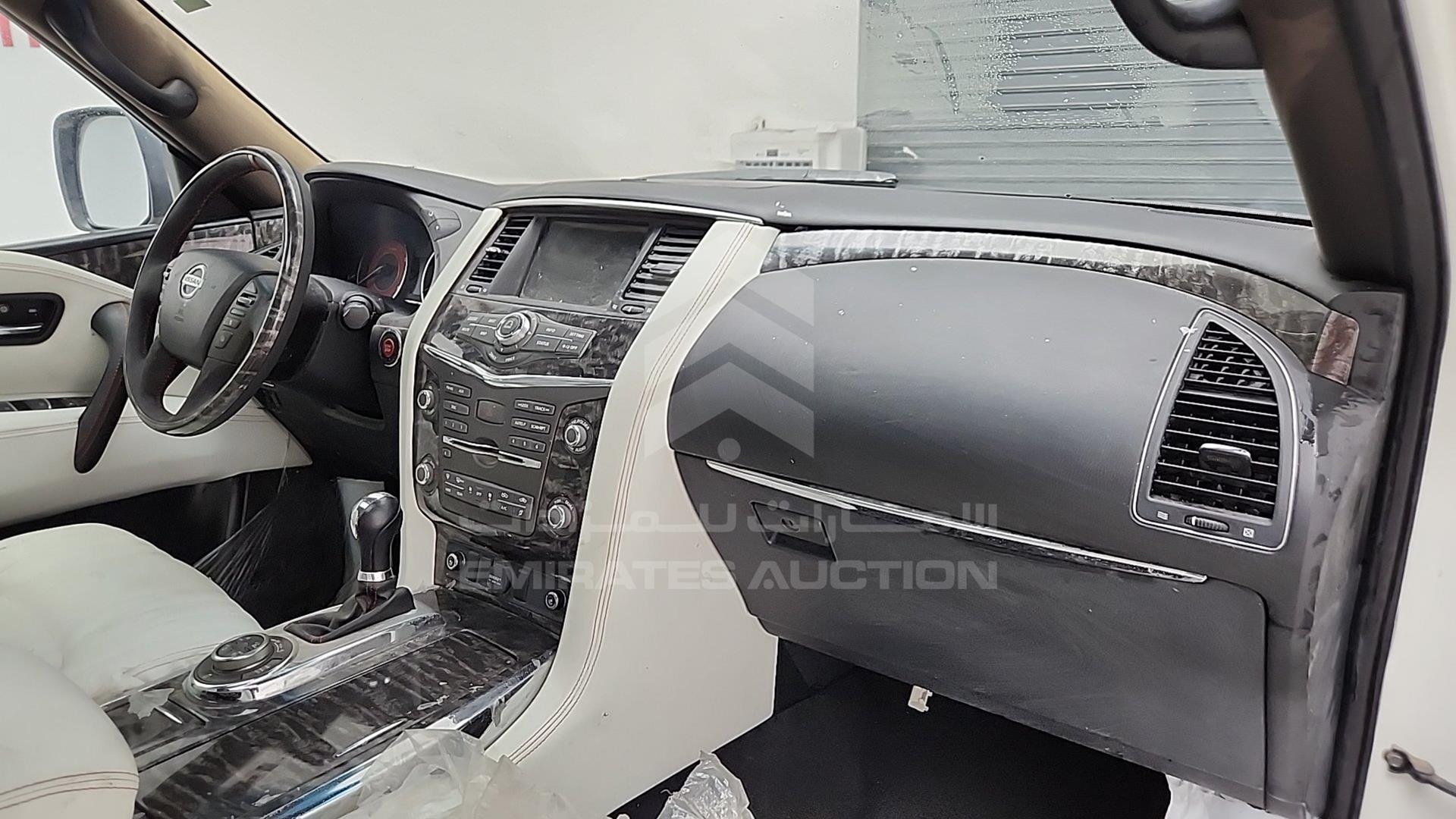 2015 NISSAN PATROL VIN: JN8AY2NY4F9111134