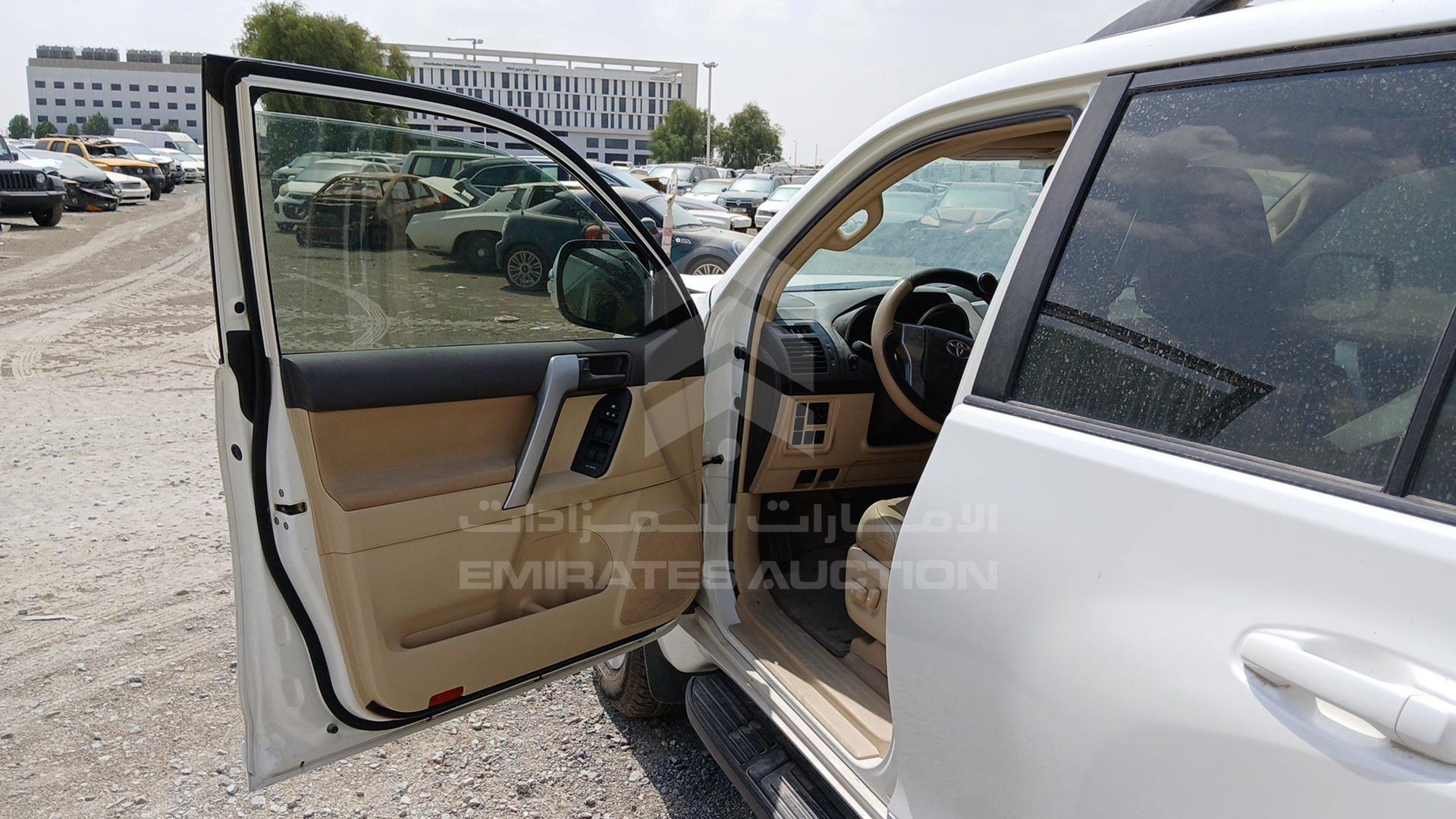2014 TOYOTA PRADO VIN: JTEJU3FJ0EK071829