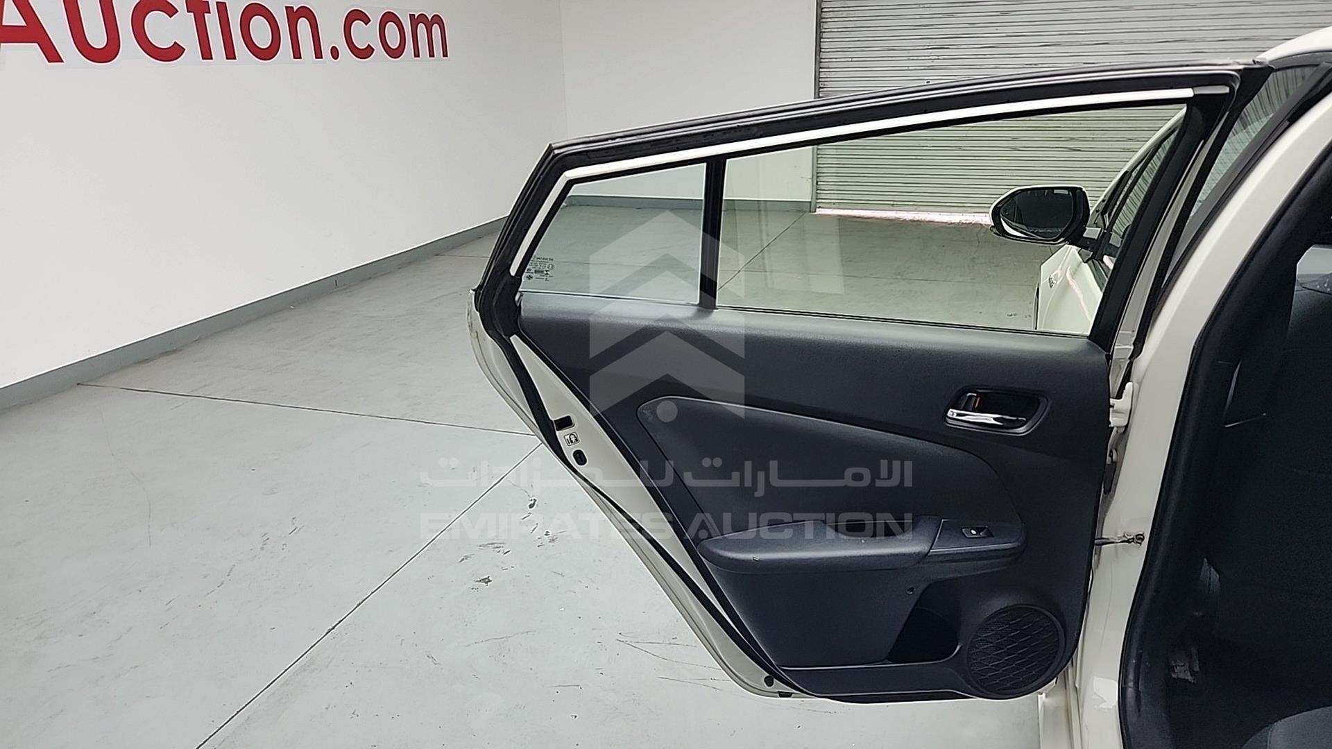 2017 TOYOTA PRIUS VIN: JTDKB3FU3H3577257