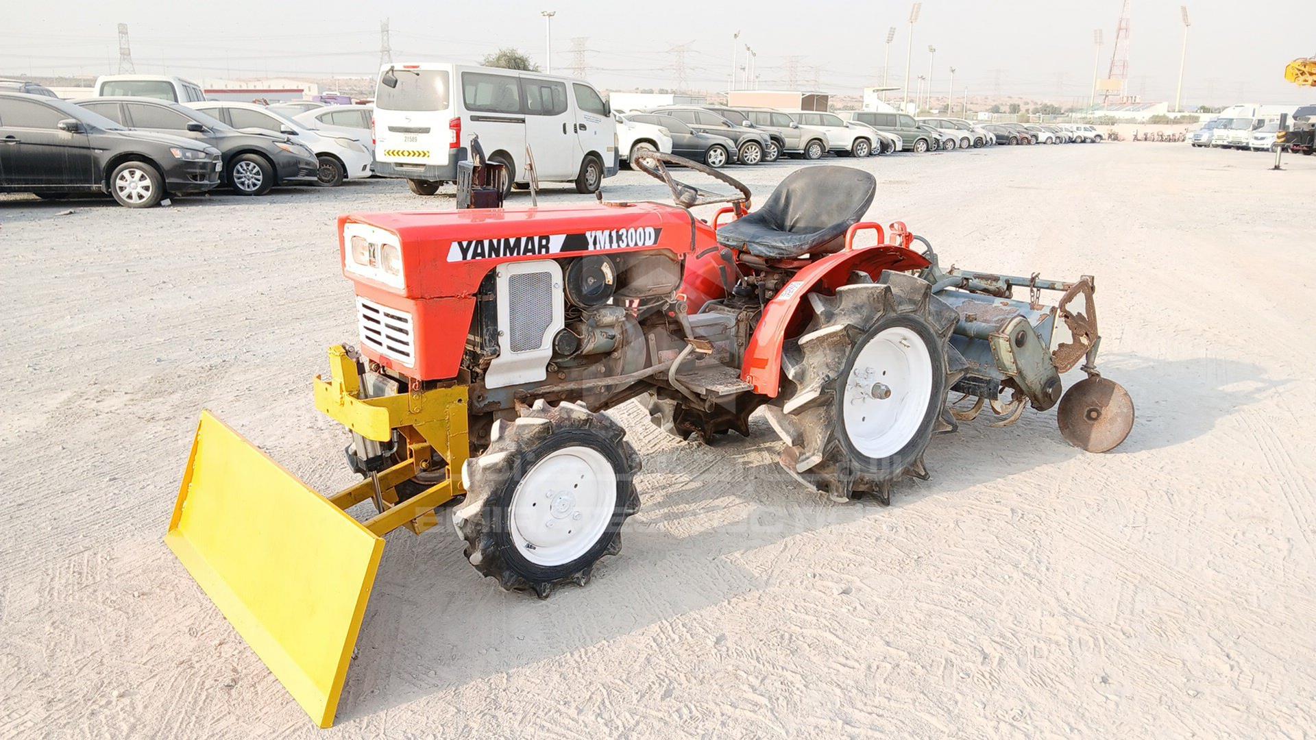 0 YANMAR --- VIN: YM1300D12005
