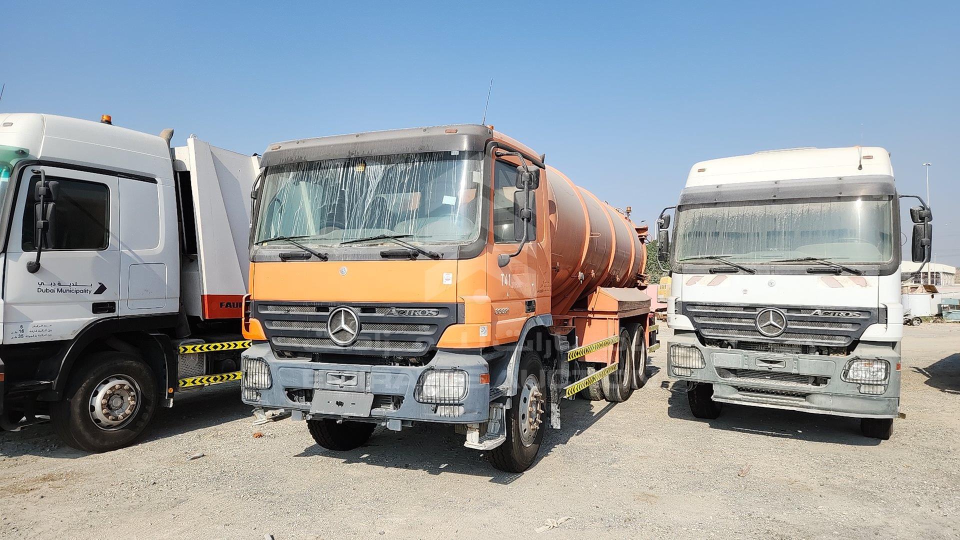 2007 MERCEDES ACTROS VIN: WDAKHCAA47L192058