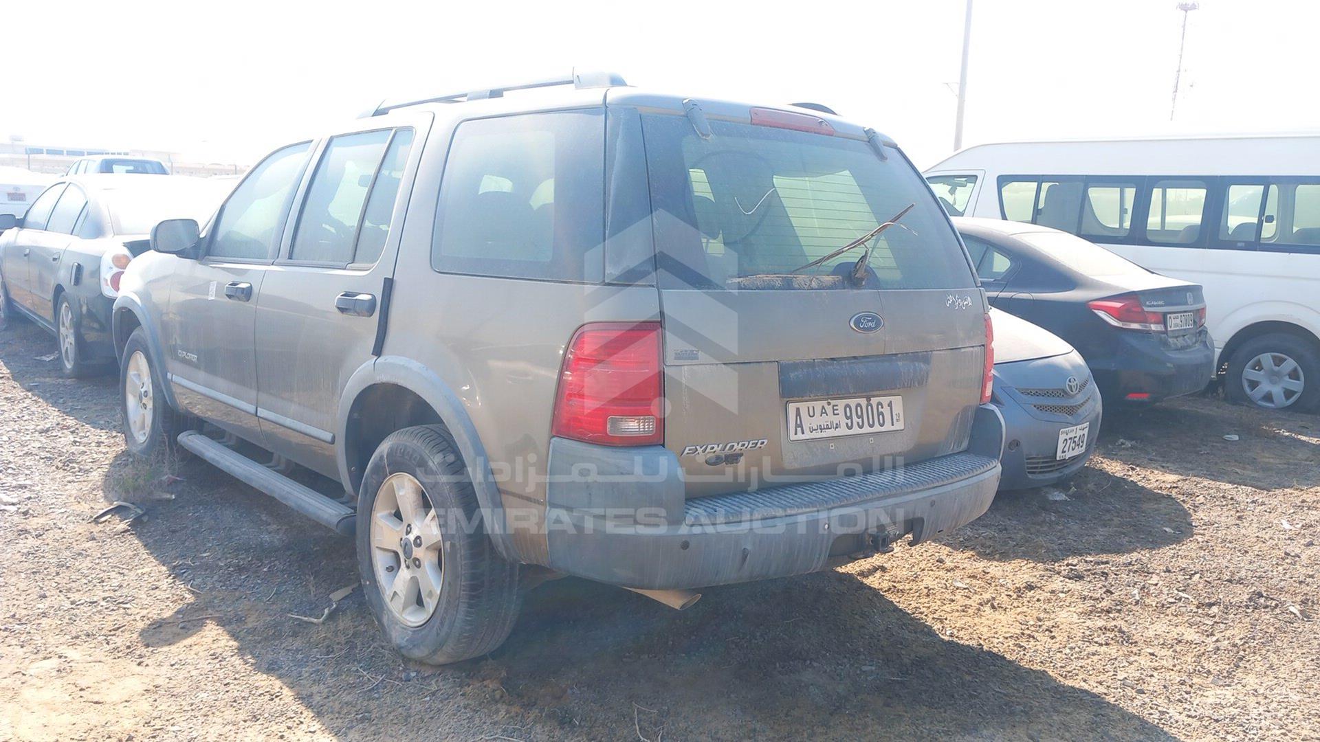 2005 FORD EXPLORER VIN: 1FMZU72EXZA74442