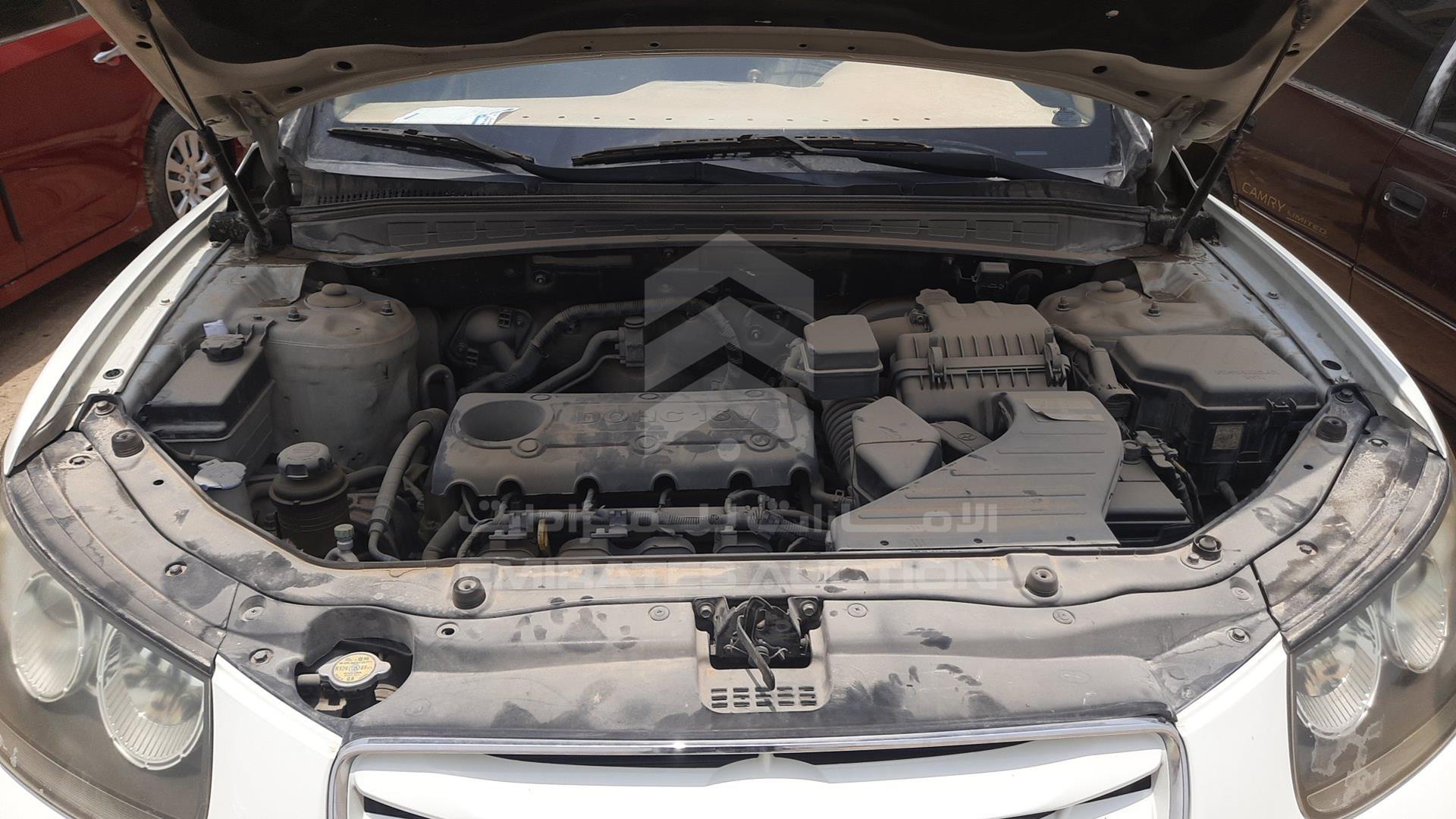 2011 HYUNDAI SANTA FE VIN: KMHSG81B4BU712358
