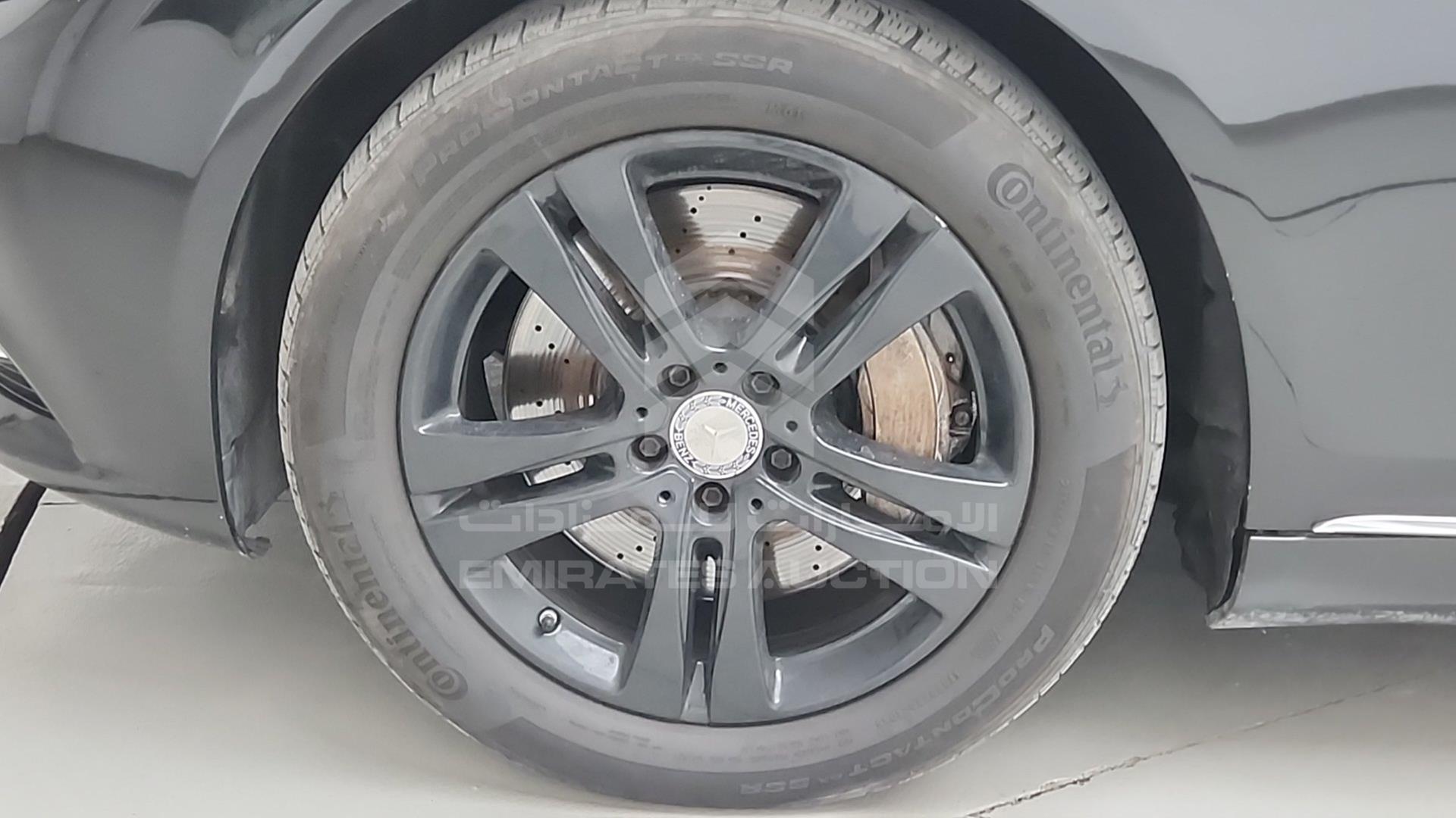 2017 MERCEDES S 550 VIN: WDDUG8FB8HA308873