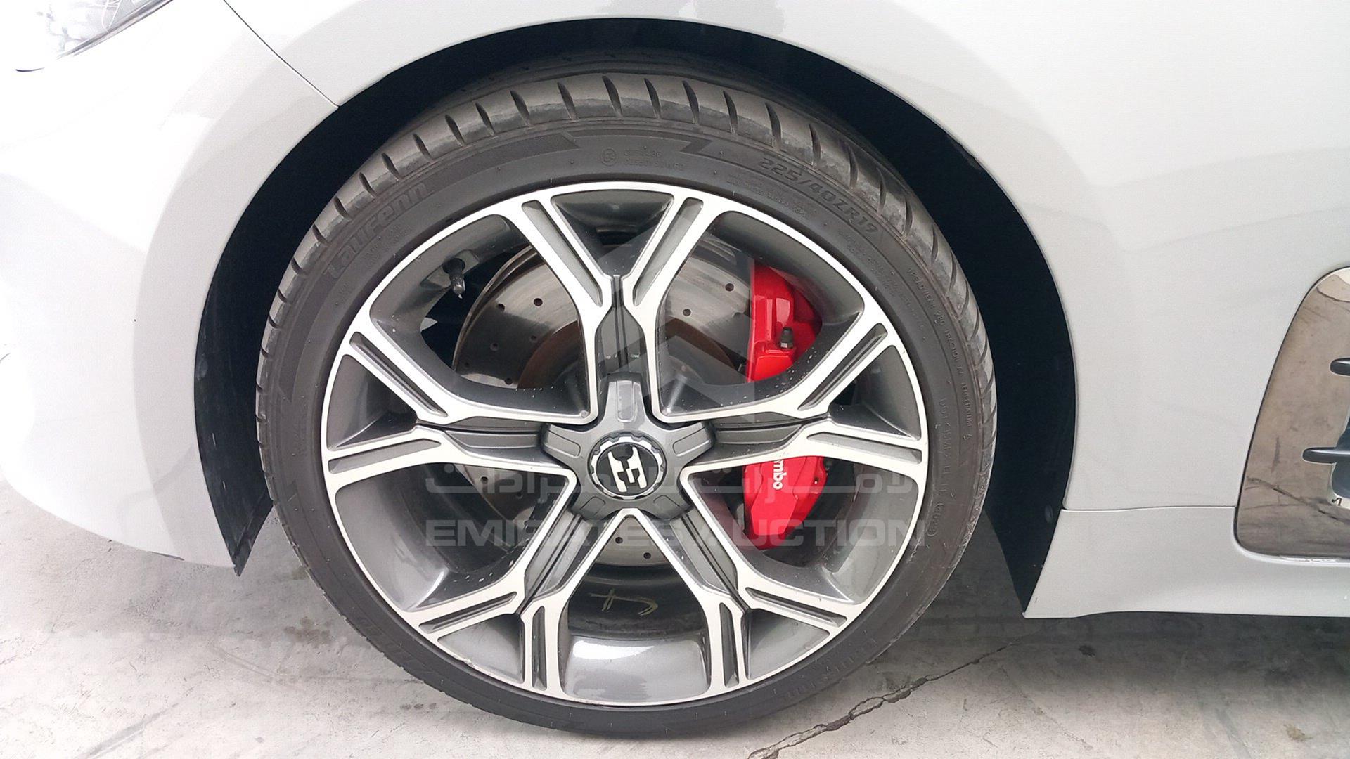 2020 KIA STINGER VIN: KNAE551C6L6074518