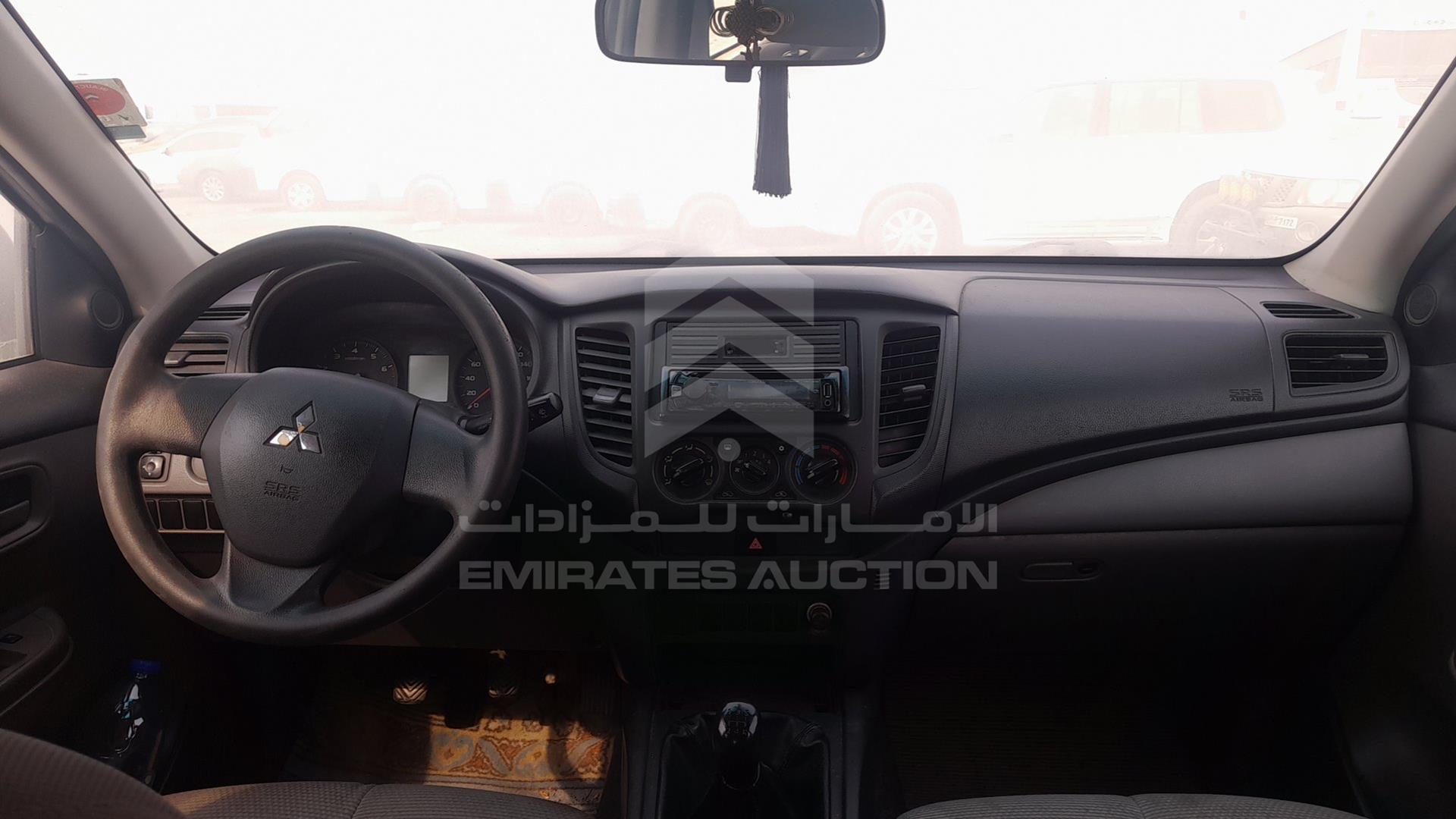 2016 MITSUBISHI L 200 VIN: MMBJNKJ40GH007788