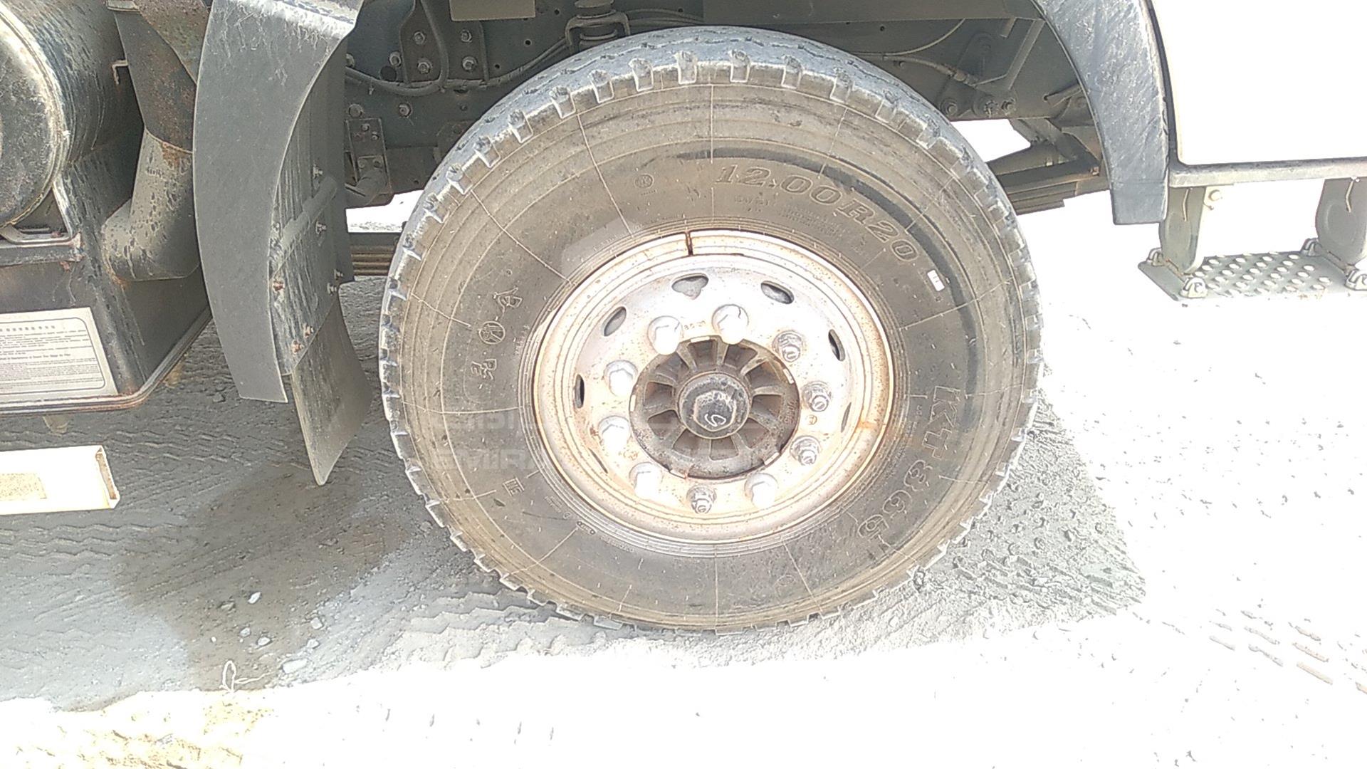 2023 XCMG --- VIN: LC1HMMBG8P0030061