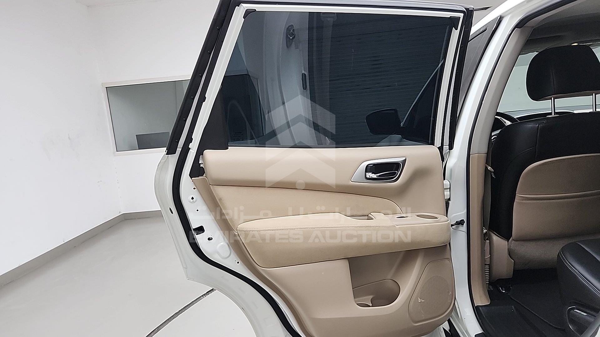 2019 NISSAN PATHFINDER VIN: 5N1CR2M84KC578937