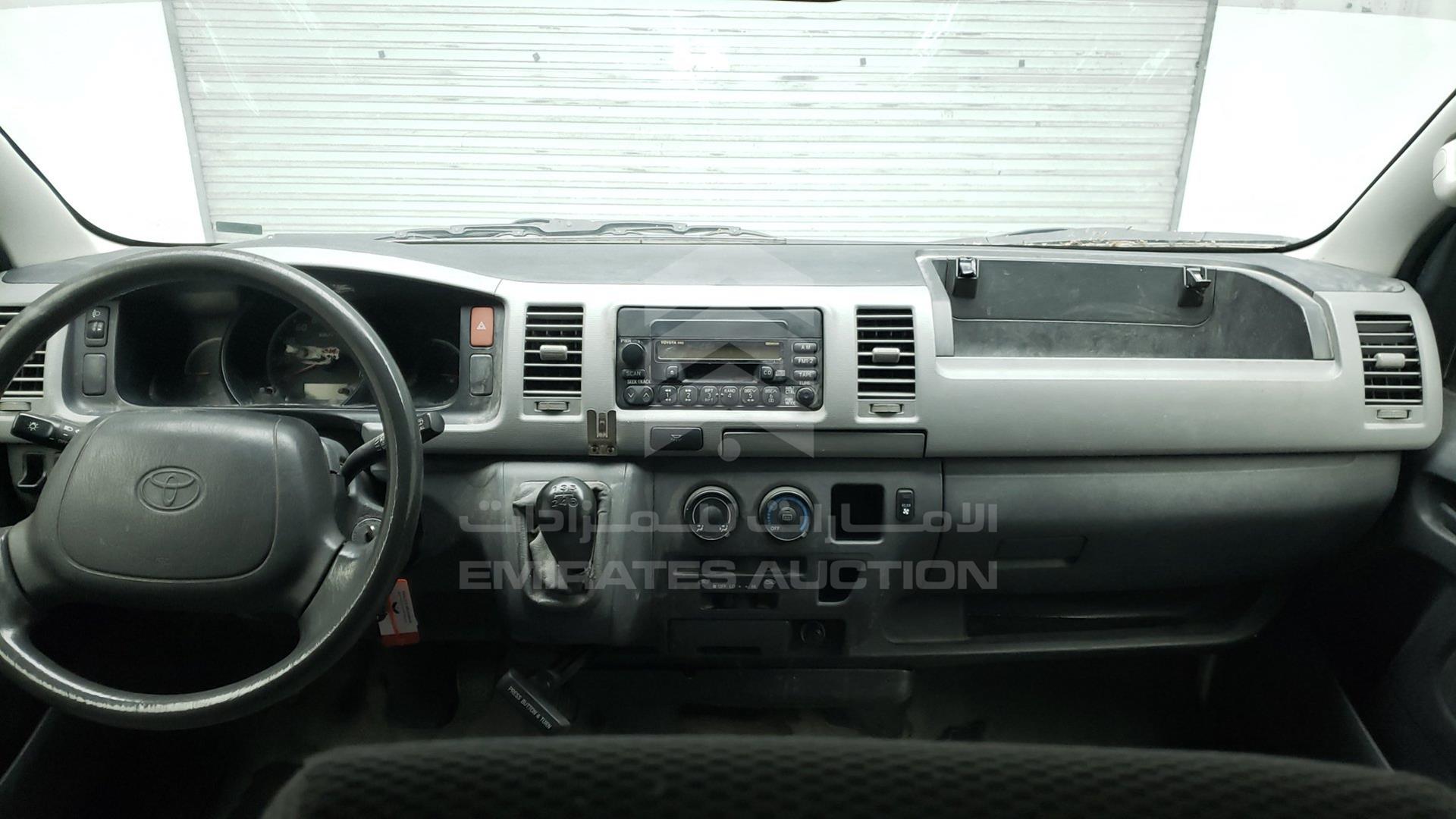 2007 TOYOTA HIACE VIN: JTGJX02PX70010963