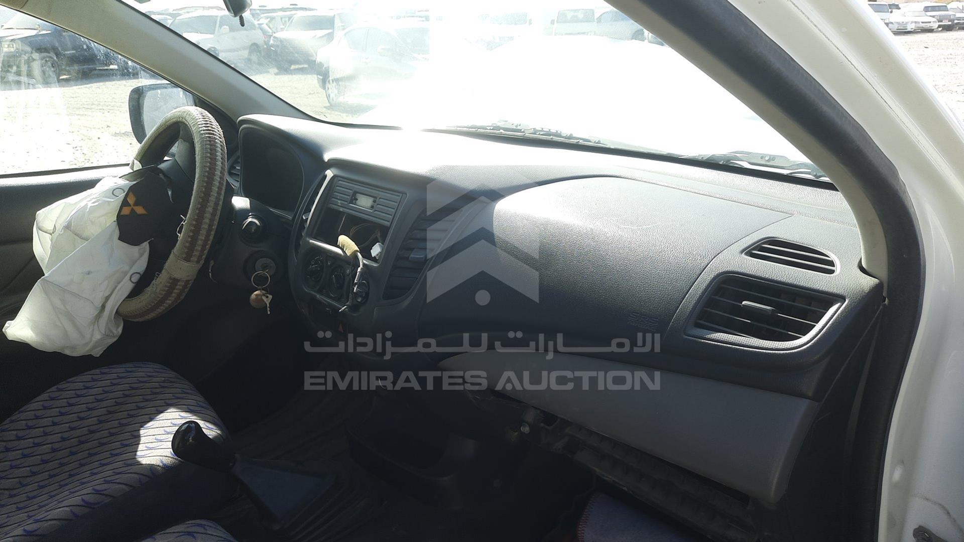 2016 MITSUBISHI L 200 VIN: MMBJNKJ40GH072520