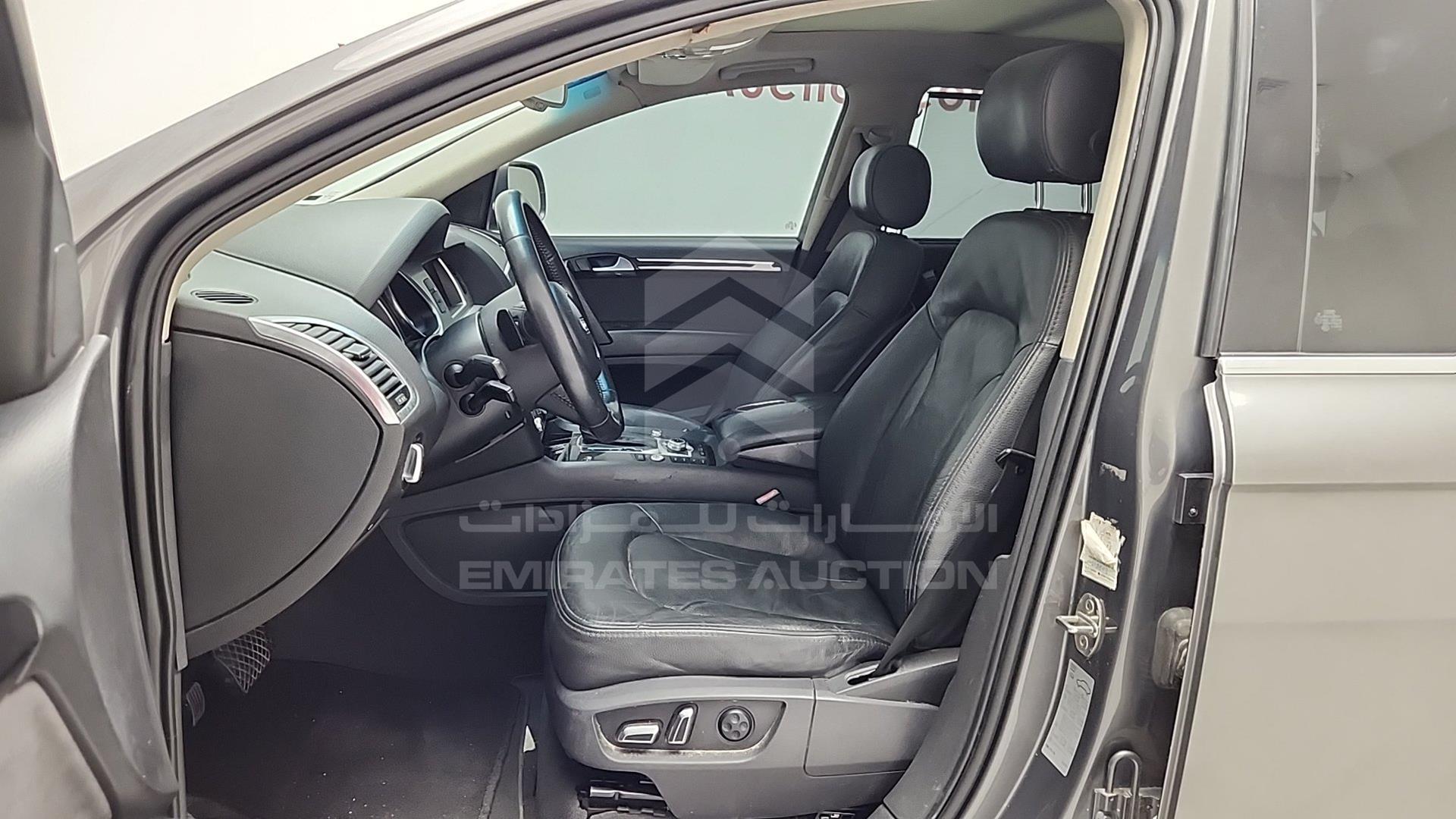 2012 AUDI Q7 VIN: WAUAGD4L1CD009179