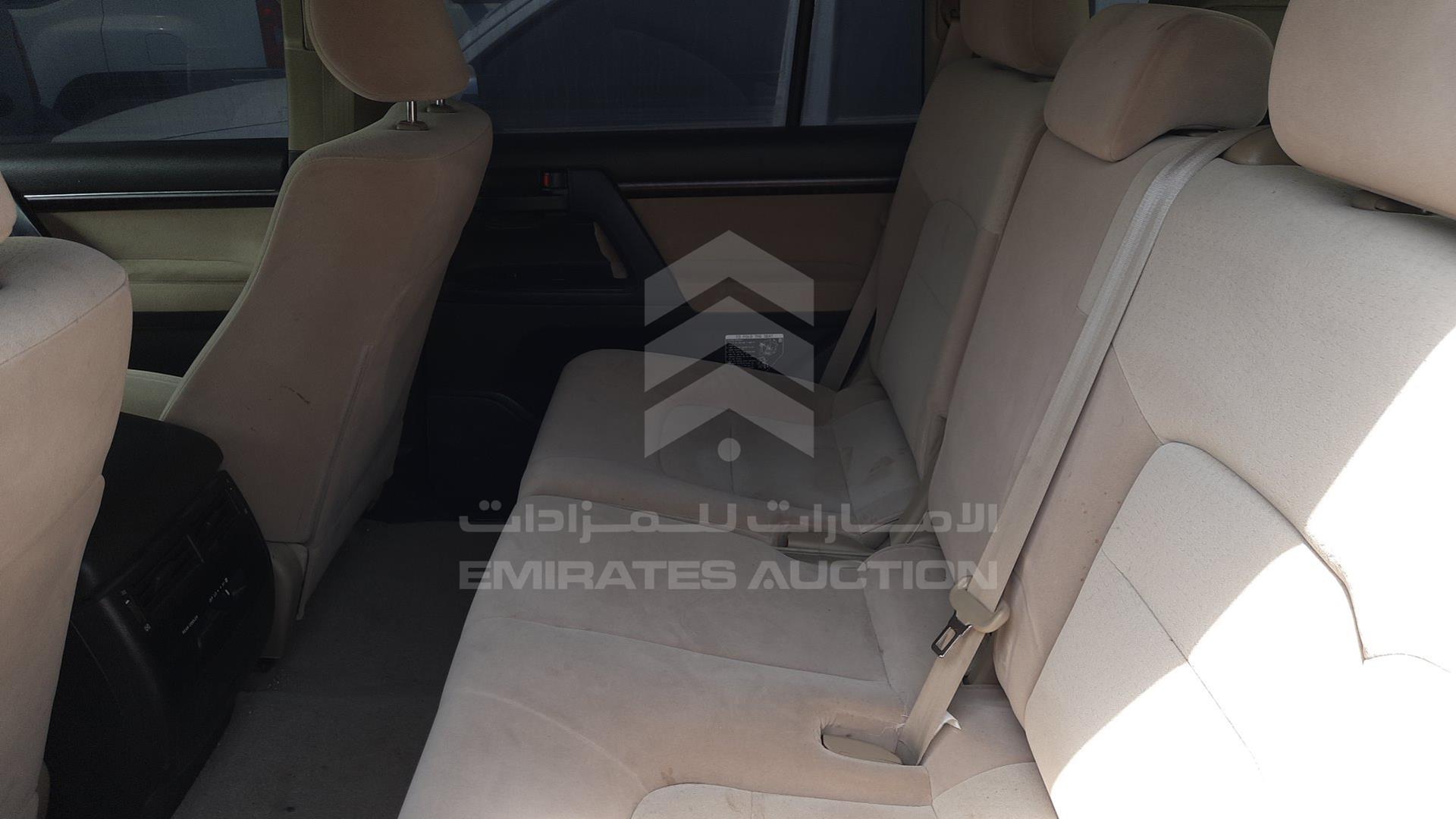2010 TOYOTA LAND CRUISER VIN: JTMHU09JXA5037502