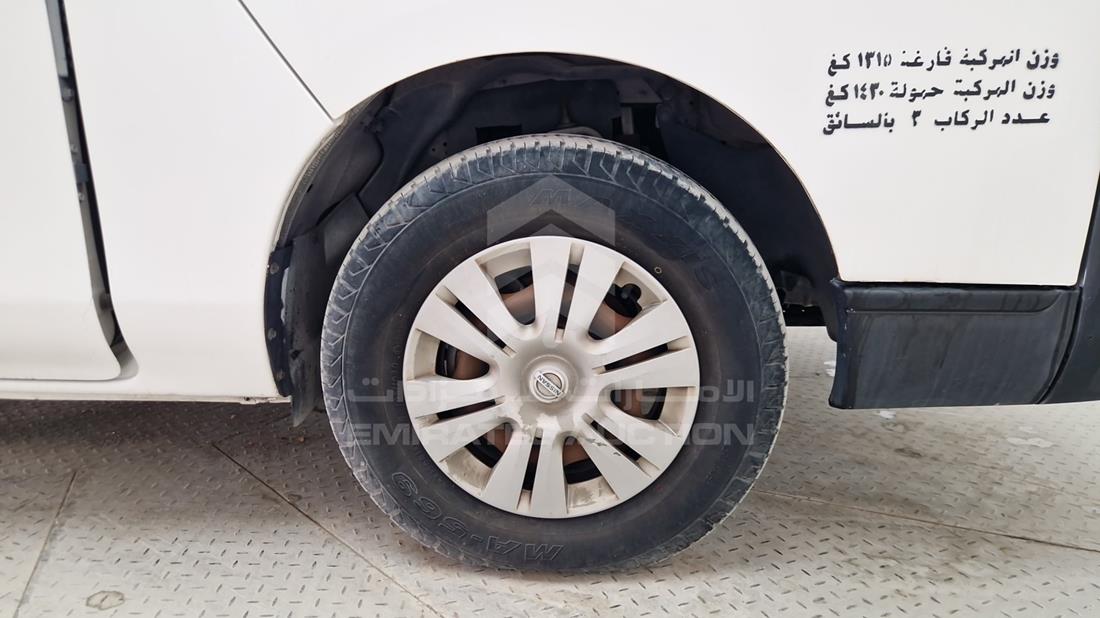 2014 Nissan Urvan — Front Right Tyre — Photo 24
