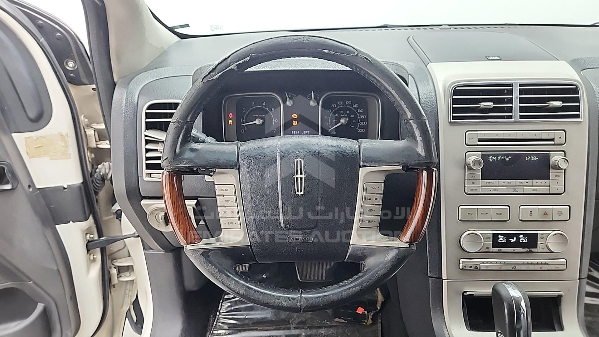 2007 LINCOLN MKX VIN: 2LMDU88C77BJ34421