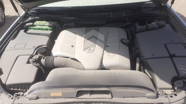 Lexus LS 430 2004 JTHBN36F940137823 Image 23