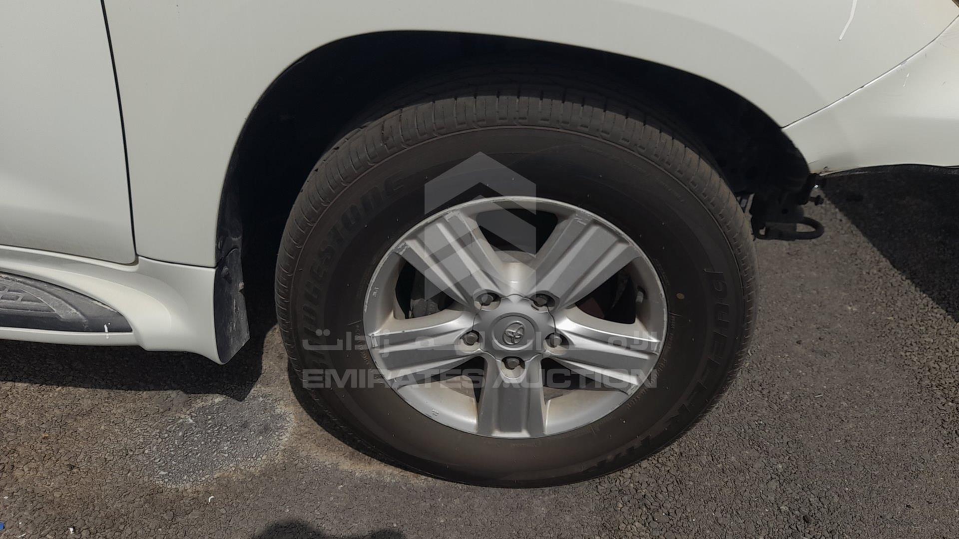 2014 TOYOTA LAND CRUISER VIN: JTMDU09JXE5082542