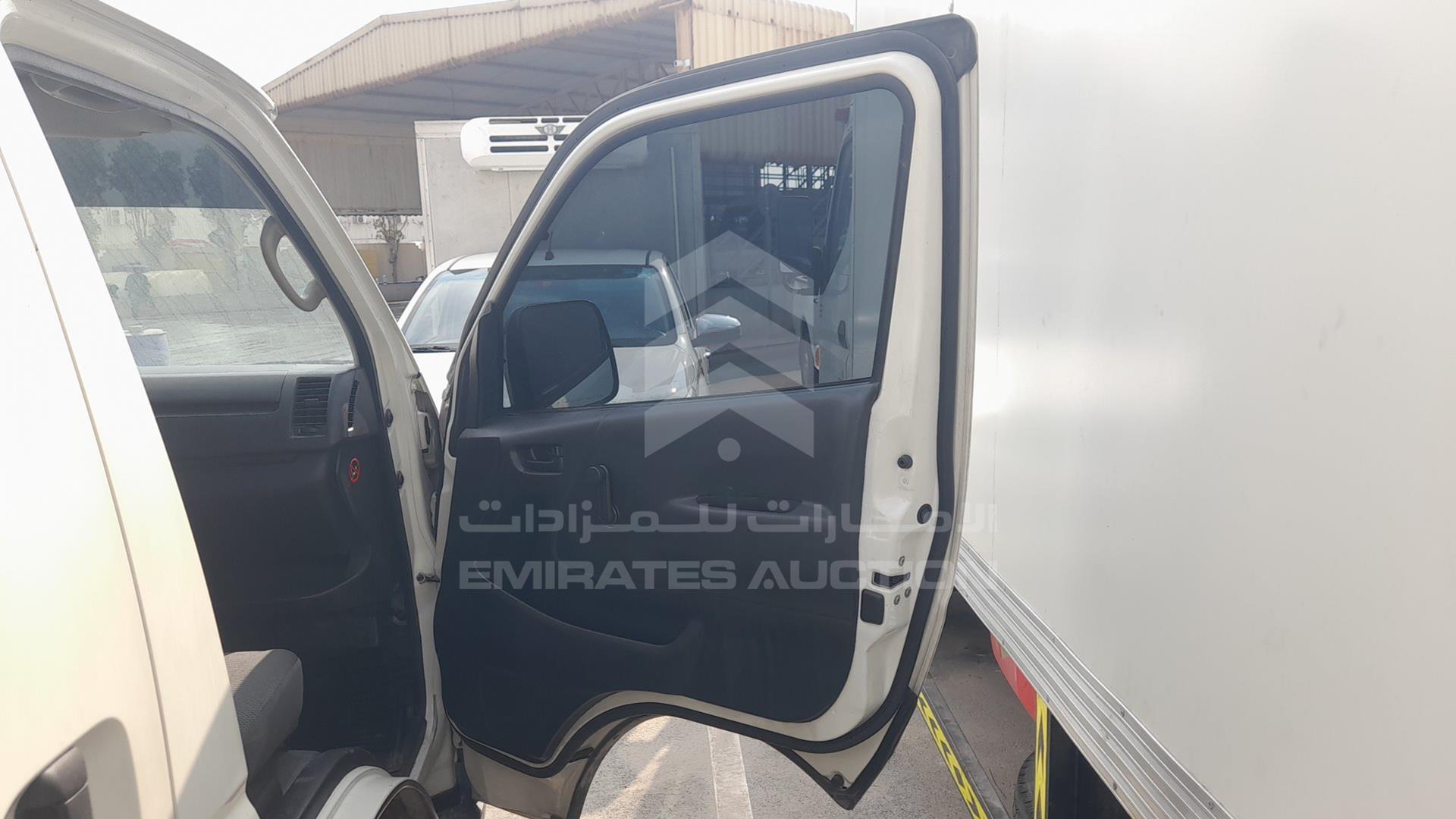2016 TOYOTA HIACE VIN: JTFHX02P7G0108657