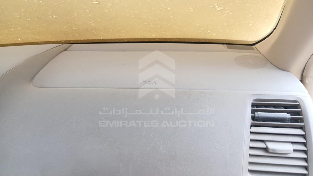 هوندا اكورد 2005 — زاوية واجهة الراكب الأمامي الأيمن — صورة 24